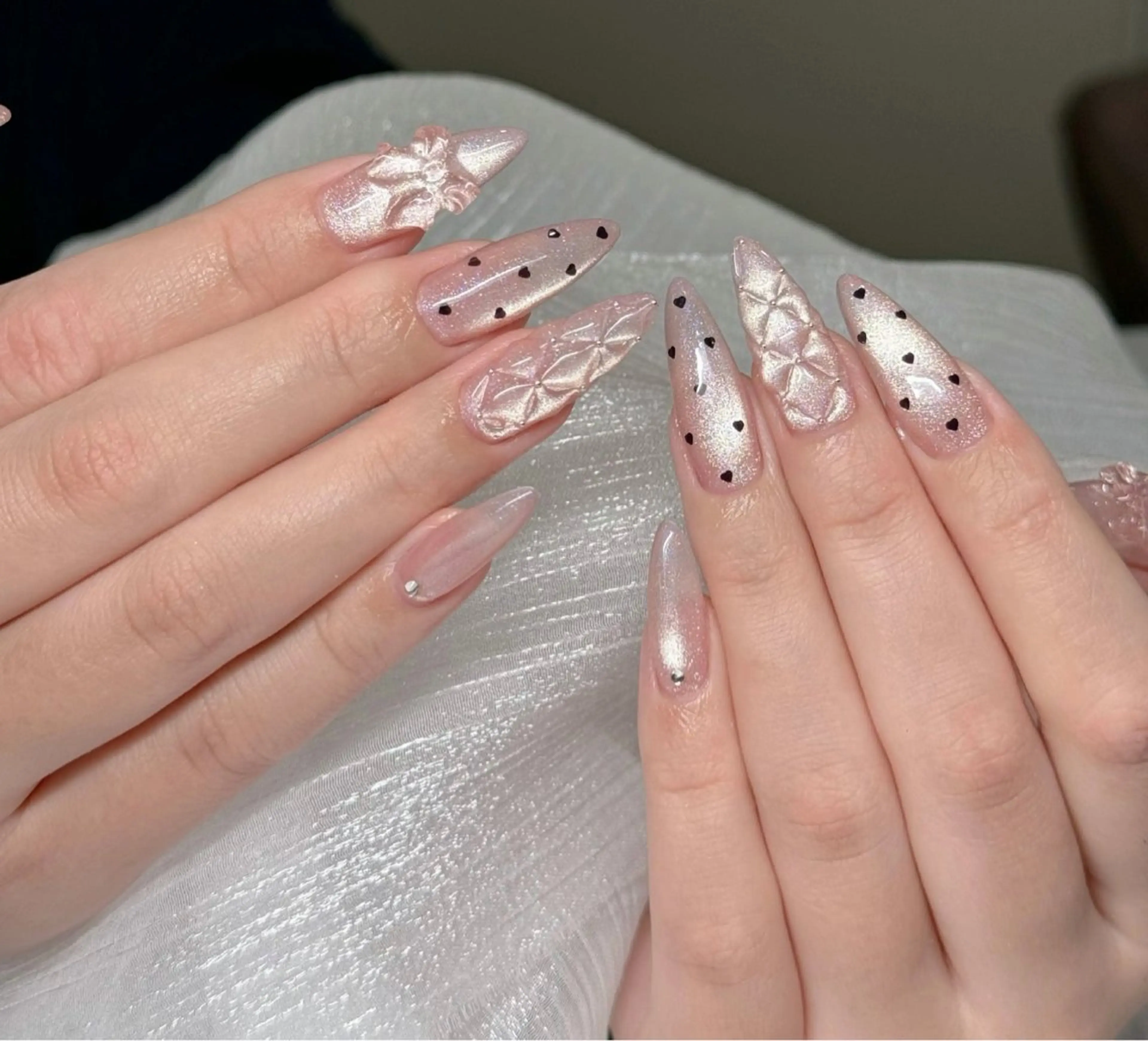 ネイル オーロラネイル ブルー チークネイル フットネイル フレンチネイル ハンドネイル HANA ハナのネイルデザイン