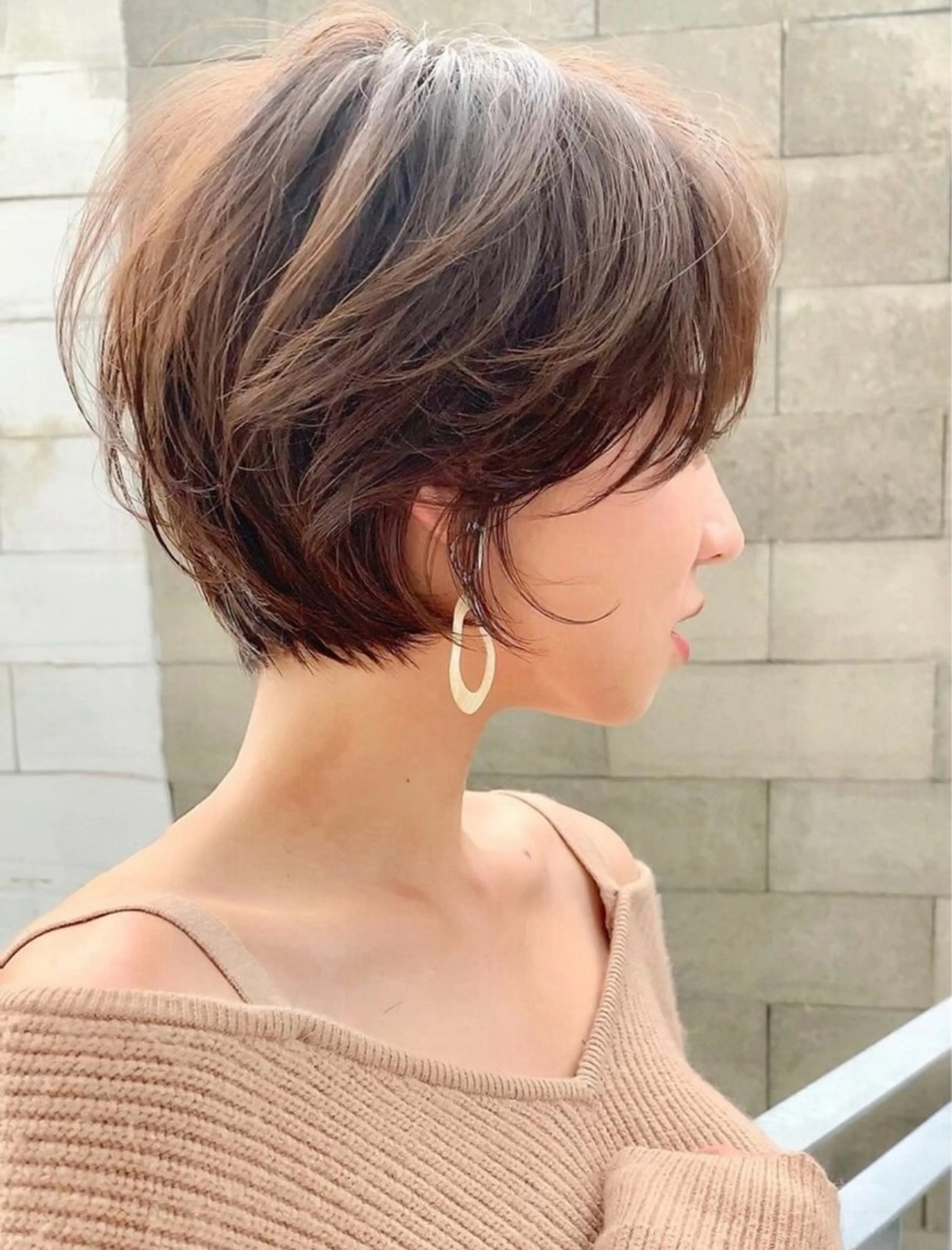 ショート カラー ショートボブ ブルーカラー ブルーグレー ブルーグレージュ グレージュ i.Ehime所属・VIEW EHIME 齋藤  あつきのヘアスタイル