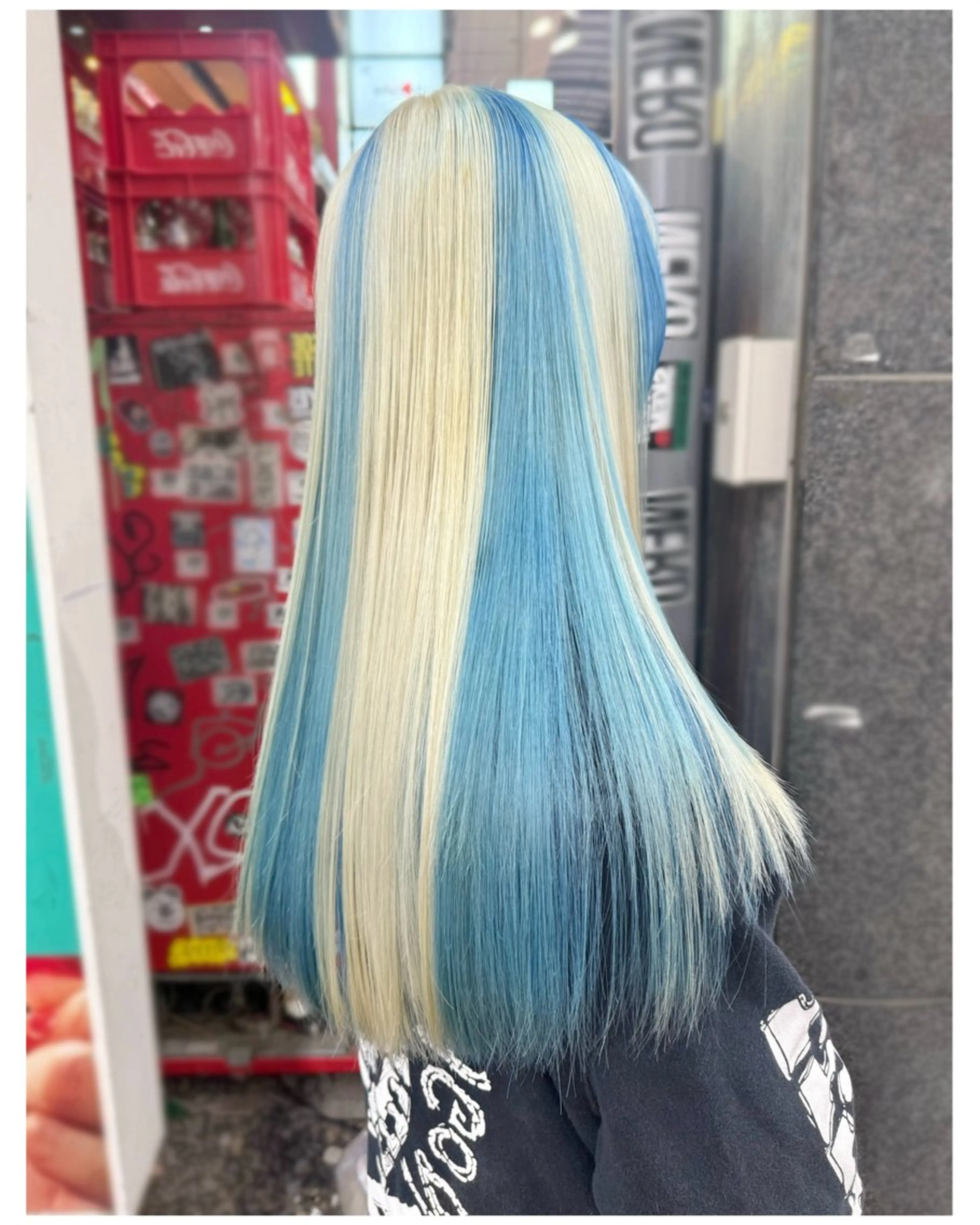 セミロング カラー ヘアカラー GARU-ガル-所属・TSUNO🦖 派手髪/オタク美容師のヘアスタイル