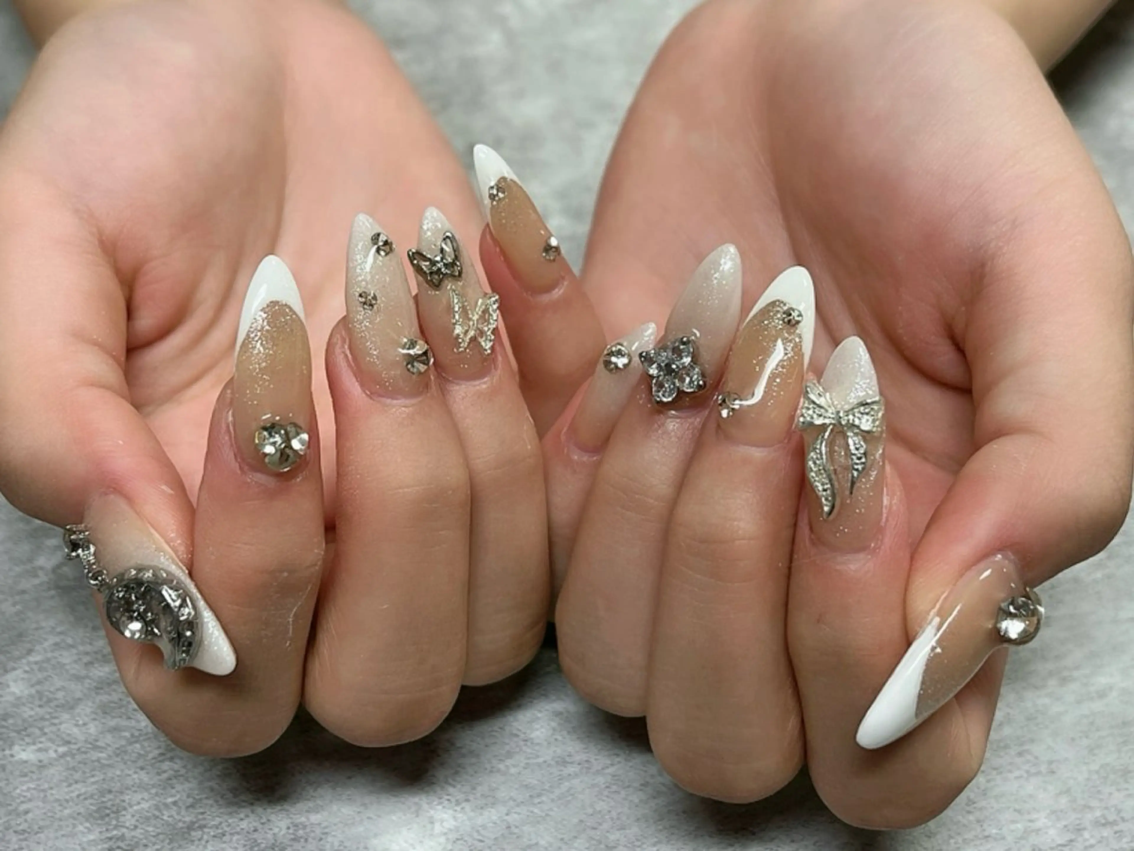 ネイル Protea きぬがわ らむのネイルデザイン