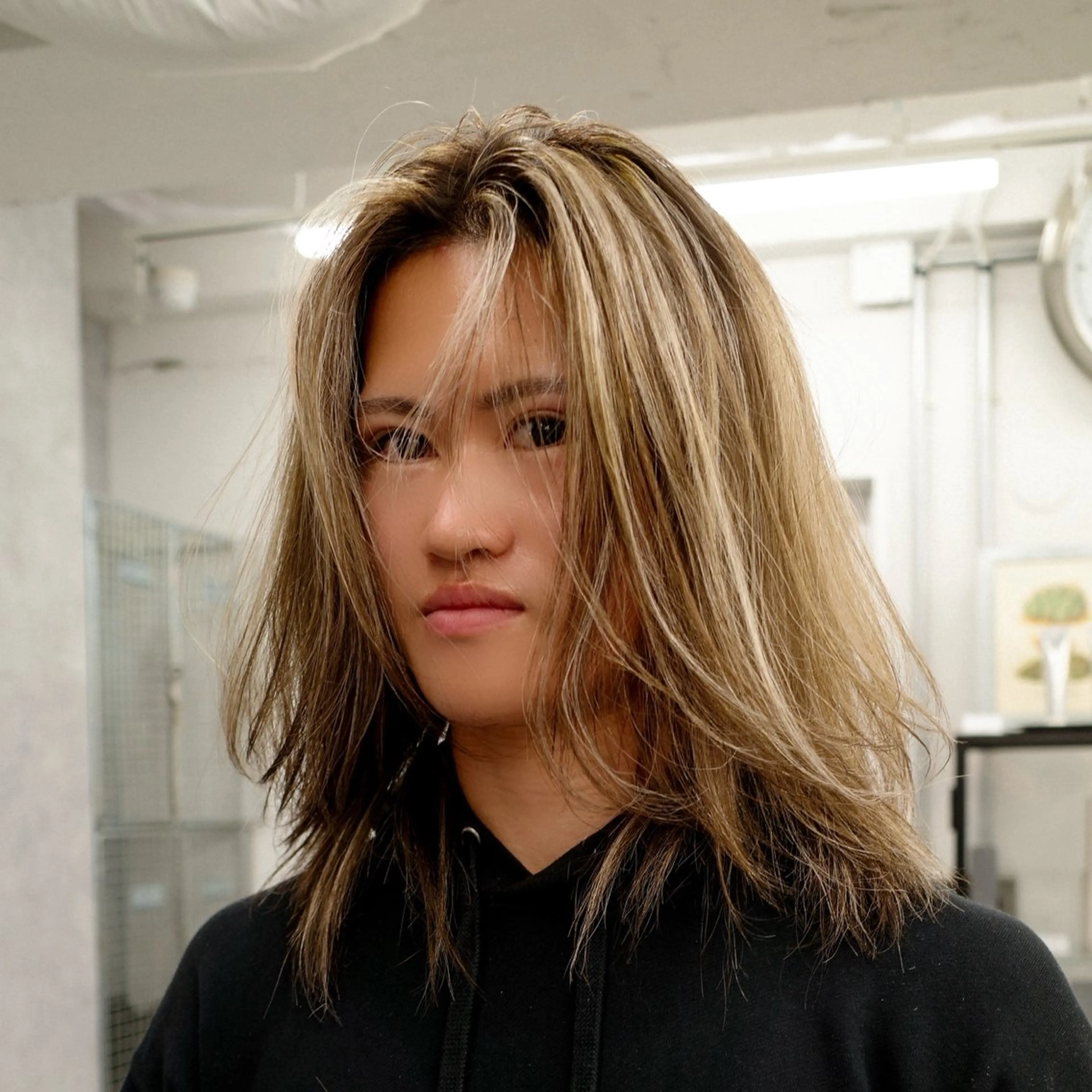 カラー メンズ ヘアカラー メンズハイライト／ メンズブリーチカラーのヘアスタイル