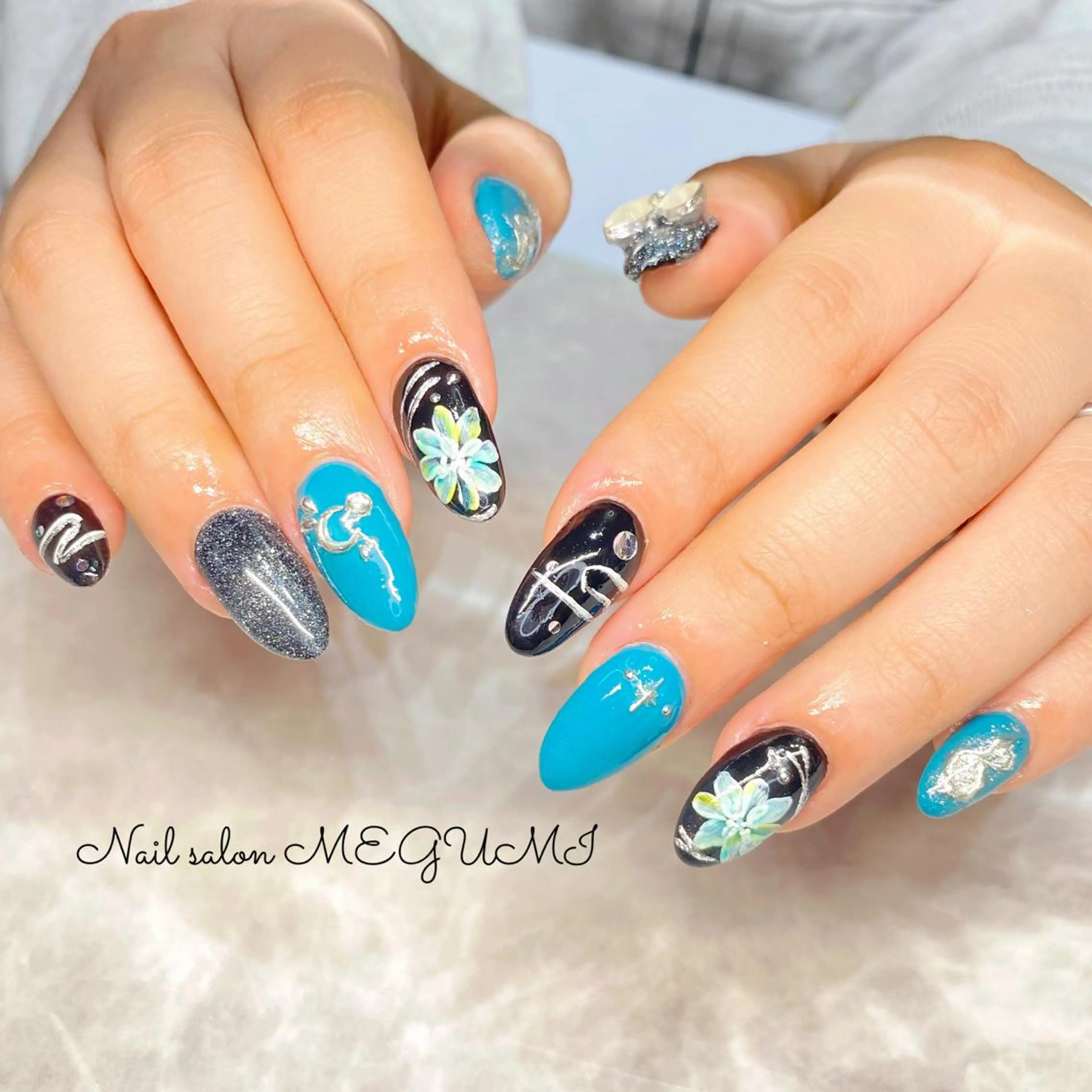 ネイル Nail salon MEGUMIのネイルデザイン