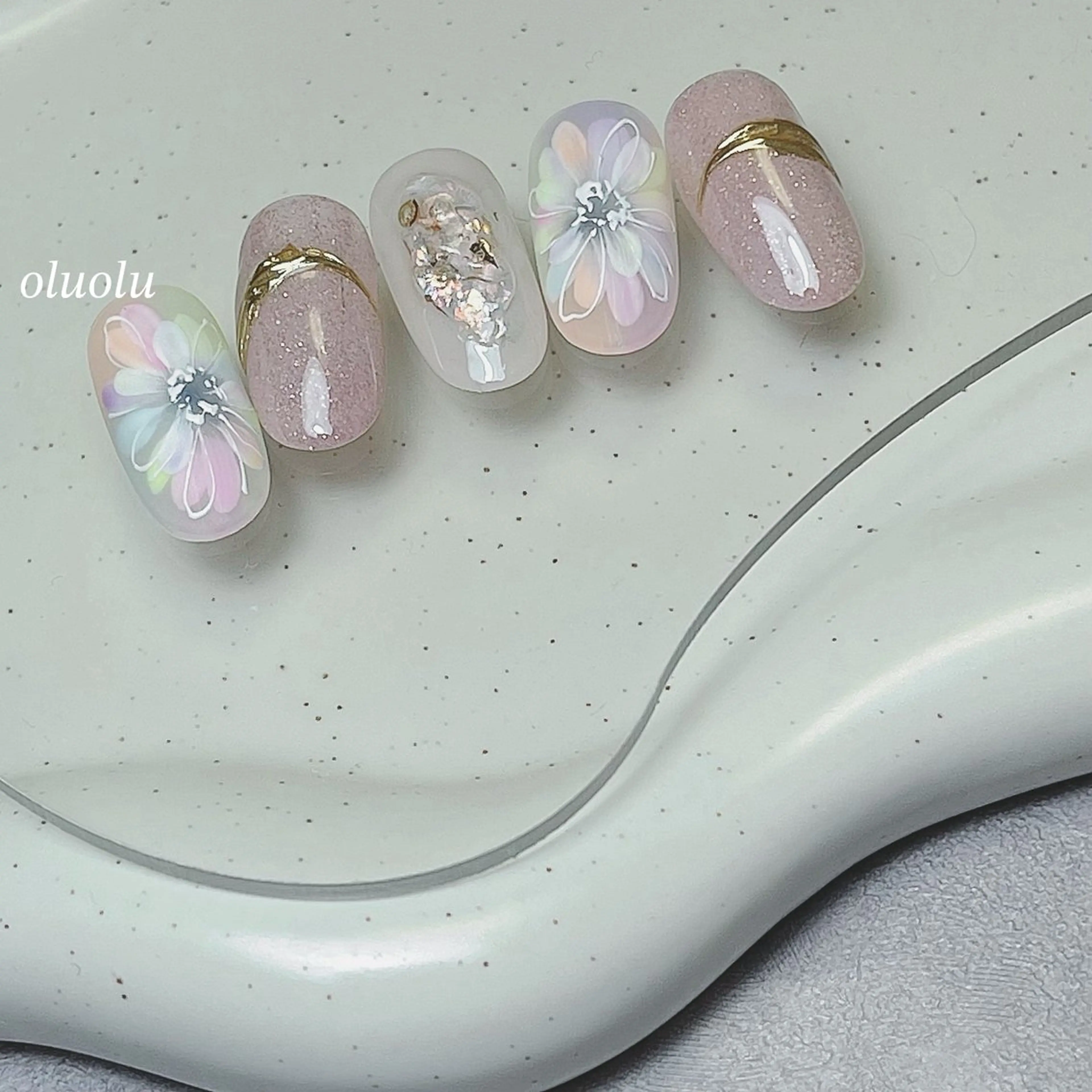 ネイル アートネイル フラワーネイル フットネイル ニュアンスネイル ハンドネイル 大村 紬華のネイルデザイン