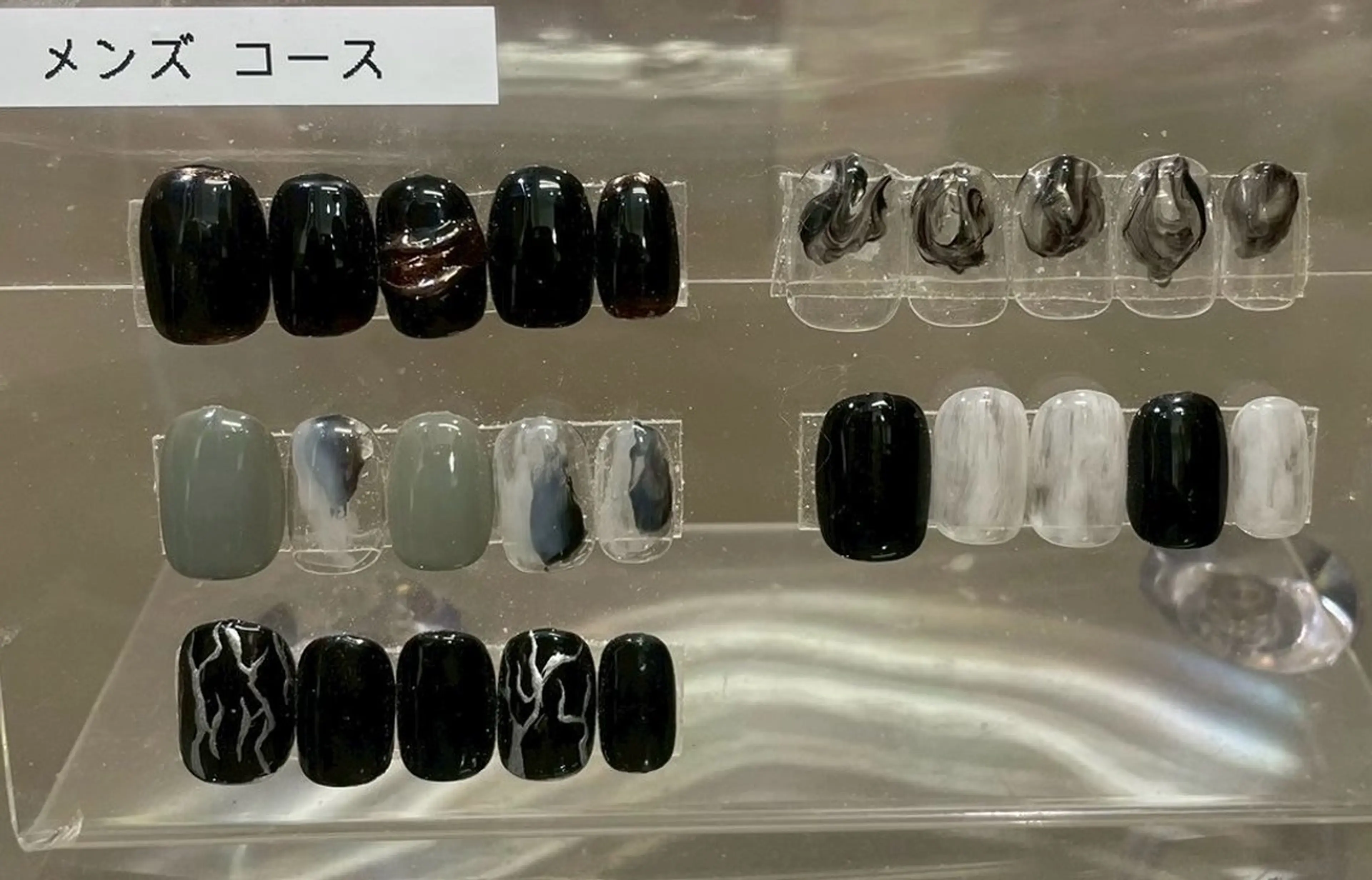 ネイル HIRAKAWA Sのネイルデザイン