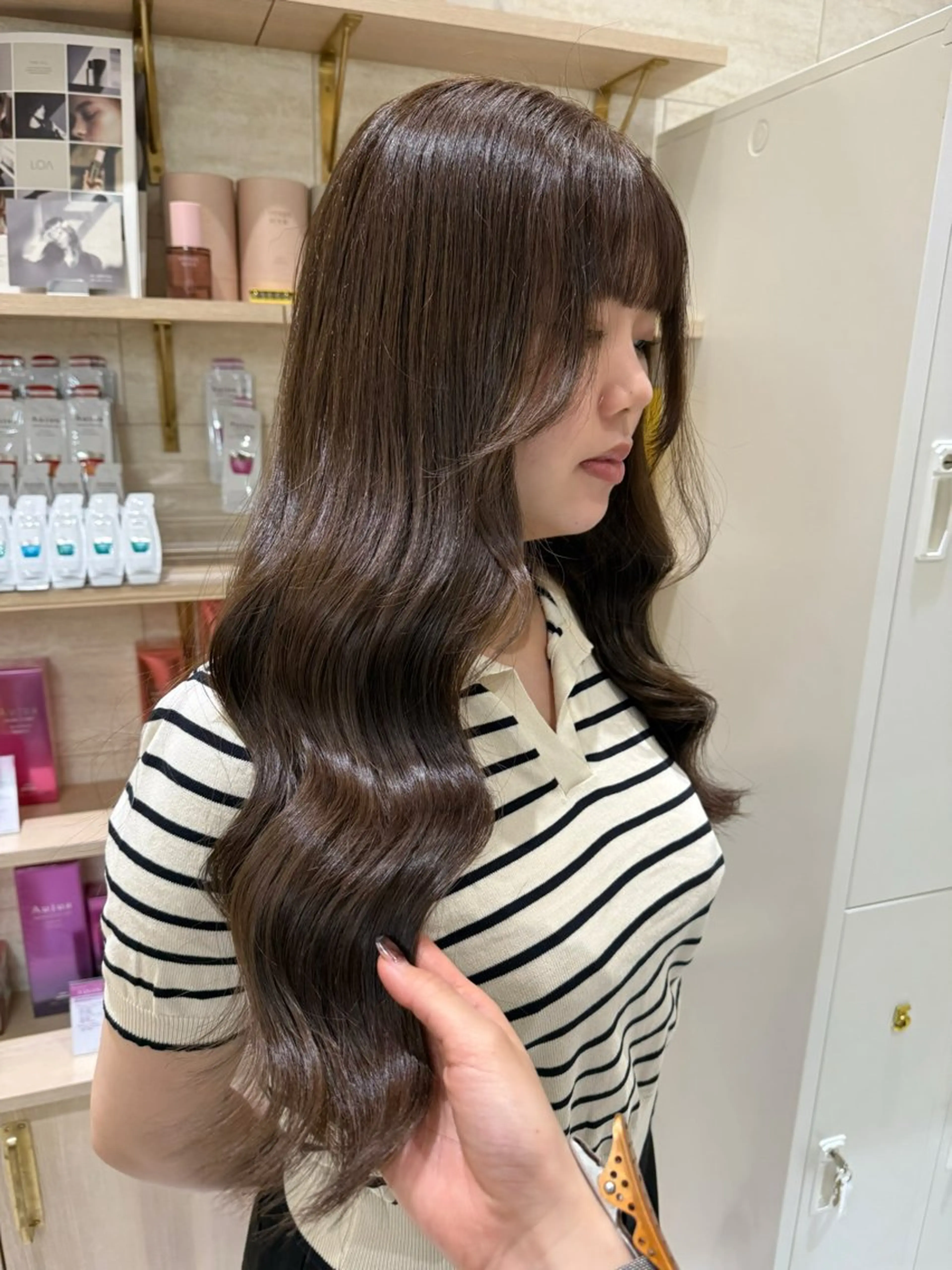 前髪カット+ケアカラー+超音波クイックトリートメント【髪質改善】￥7900の写真