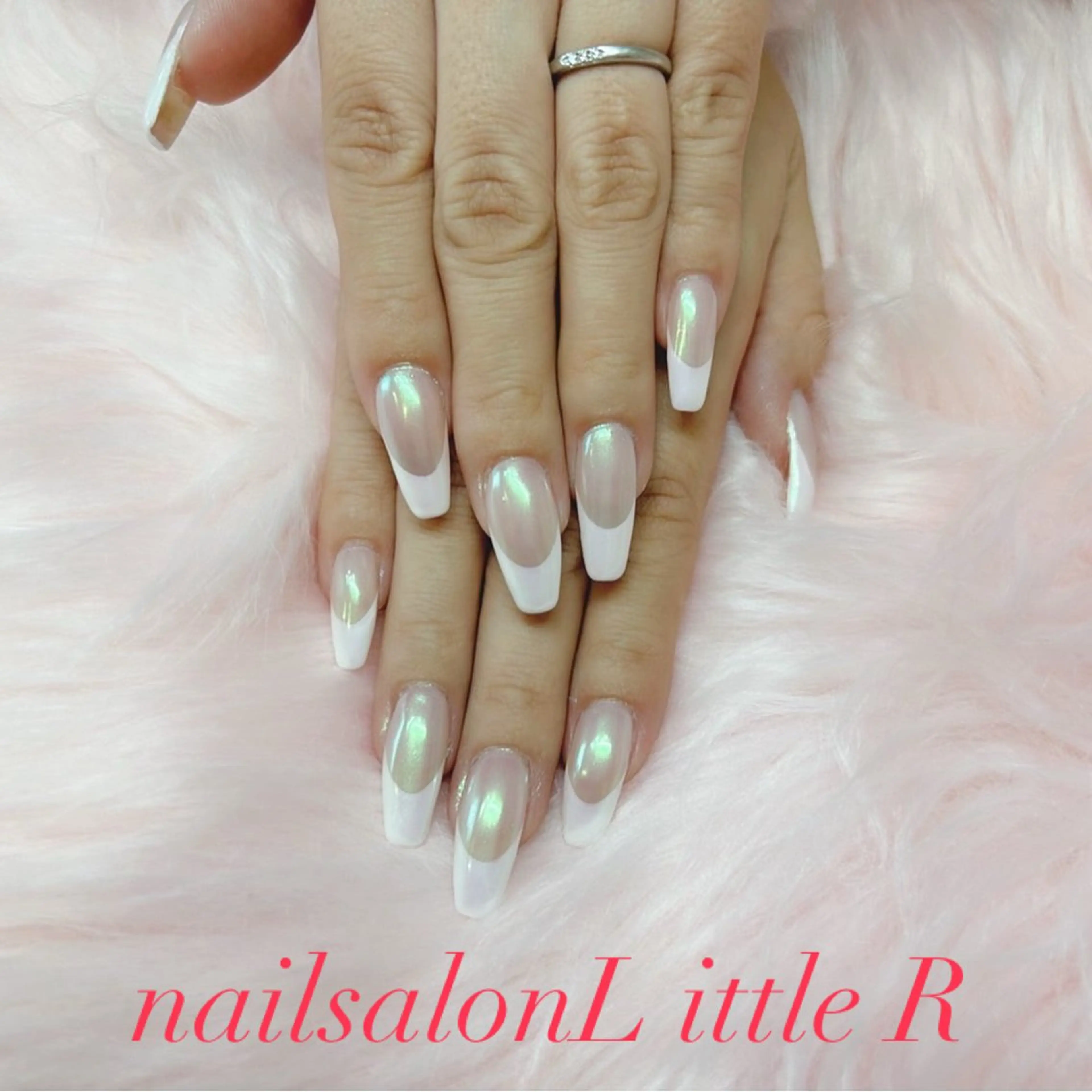 ロング Nailsalon Little Rのネイルデザイン