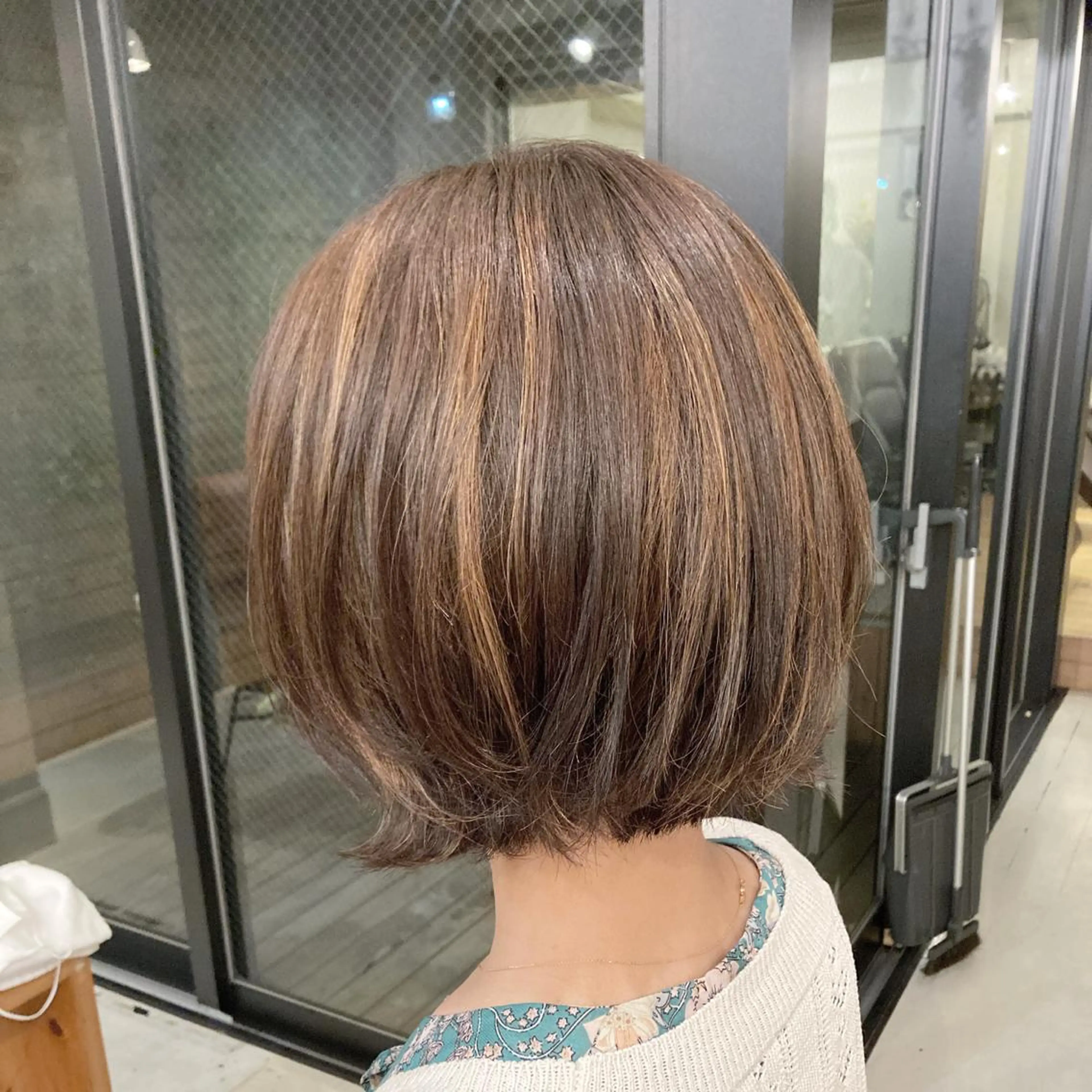 ショート カラー ベージュカラー ハイライトカラー ボブ ハイライト ✂︎岡根 京花✂︎のヘアスタイル