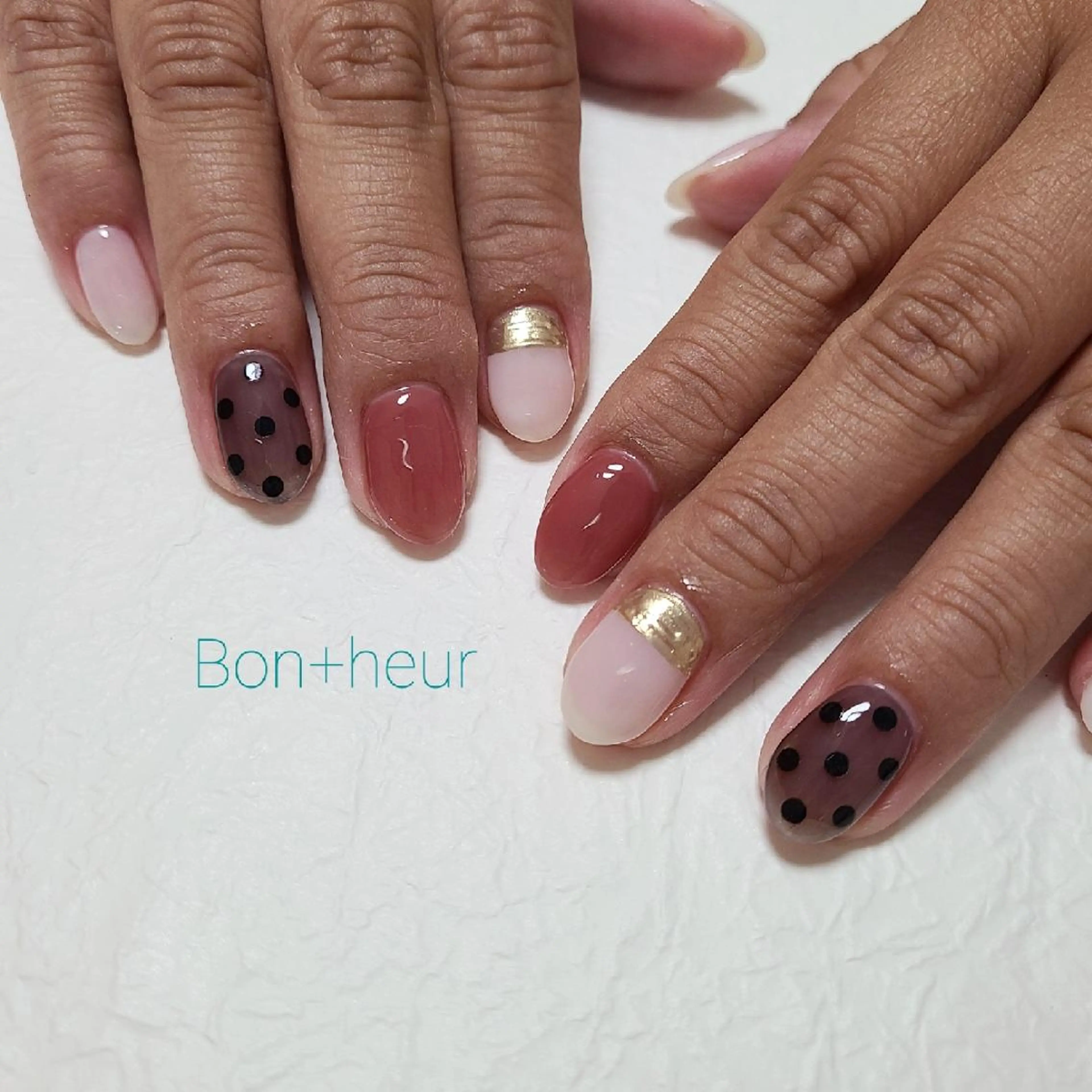 ネイル クリアネイル ドット ジェルネイル オフィスネイル バレンタイン ハンドネイル 宮口 紗子のネイルデザイン