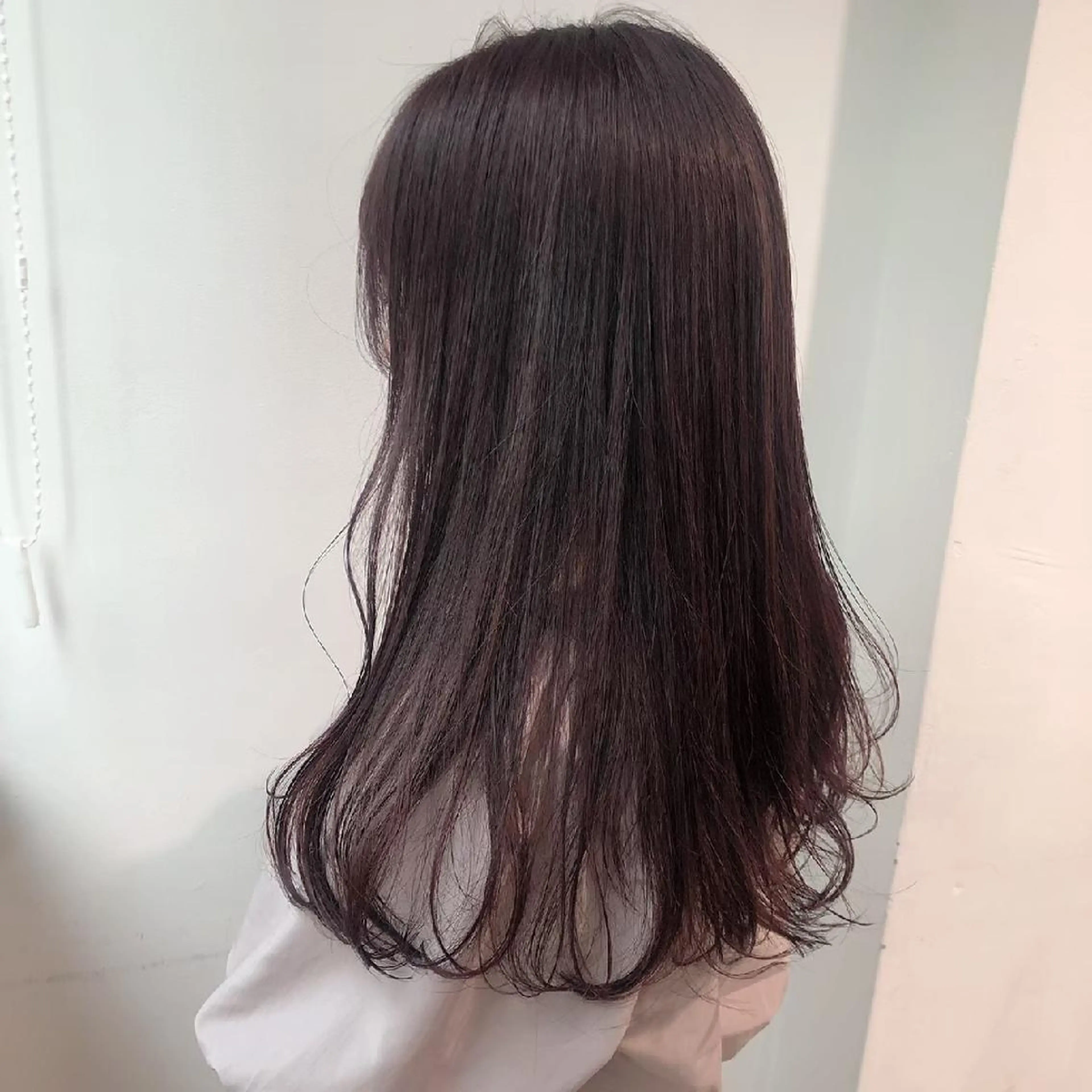 ミディアム カラー 🤍💕ブリーチカラ ーAyaka💕🤍のヘアスタイル