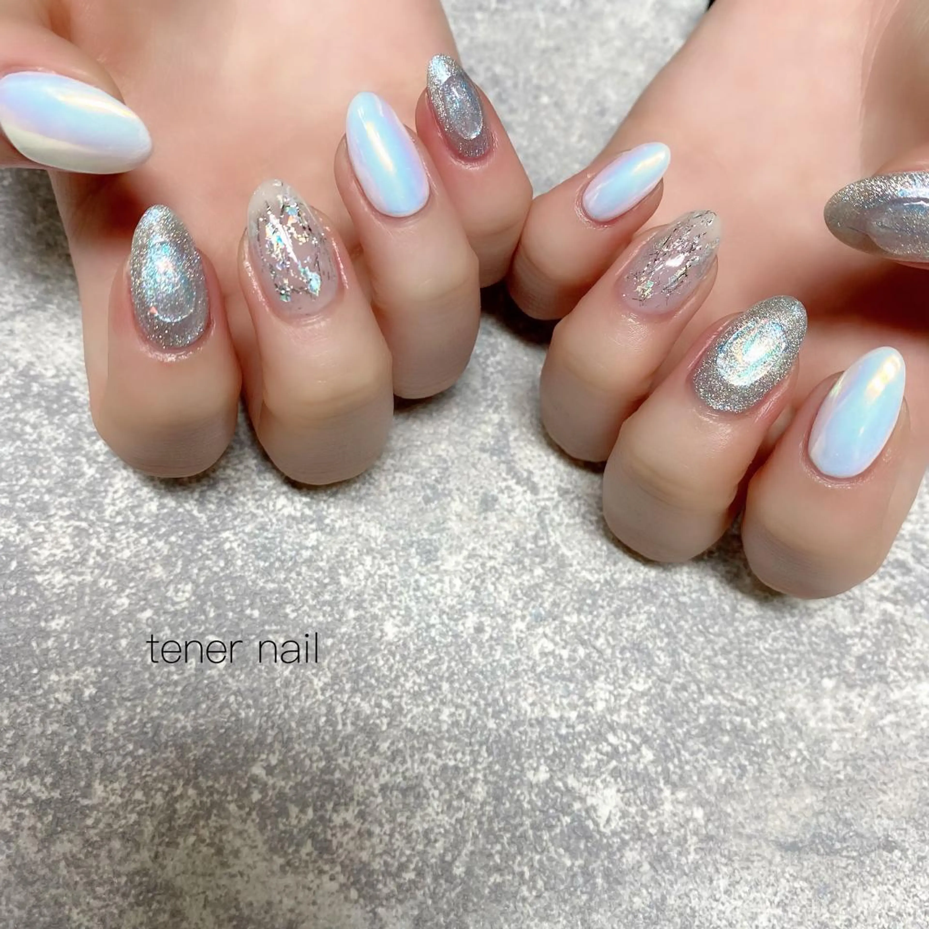 ネイル オーロラネイル ホワイト tener  nail  テネルネイル所属・テネルネイル tener nailのネイルデザイン