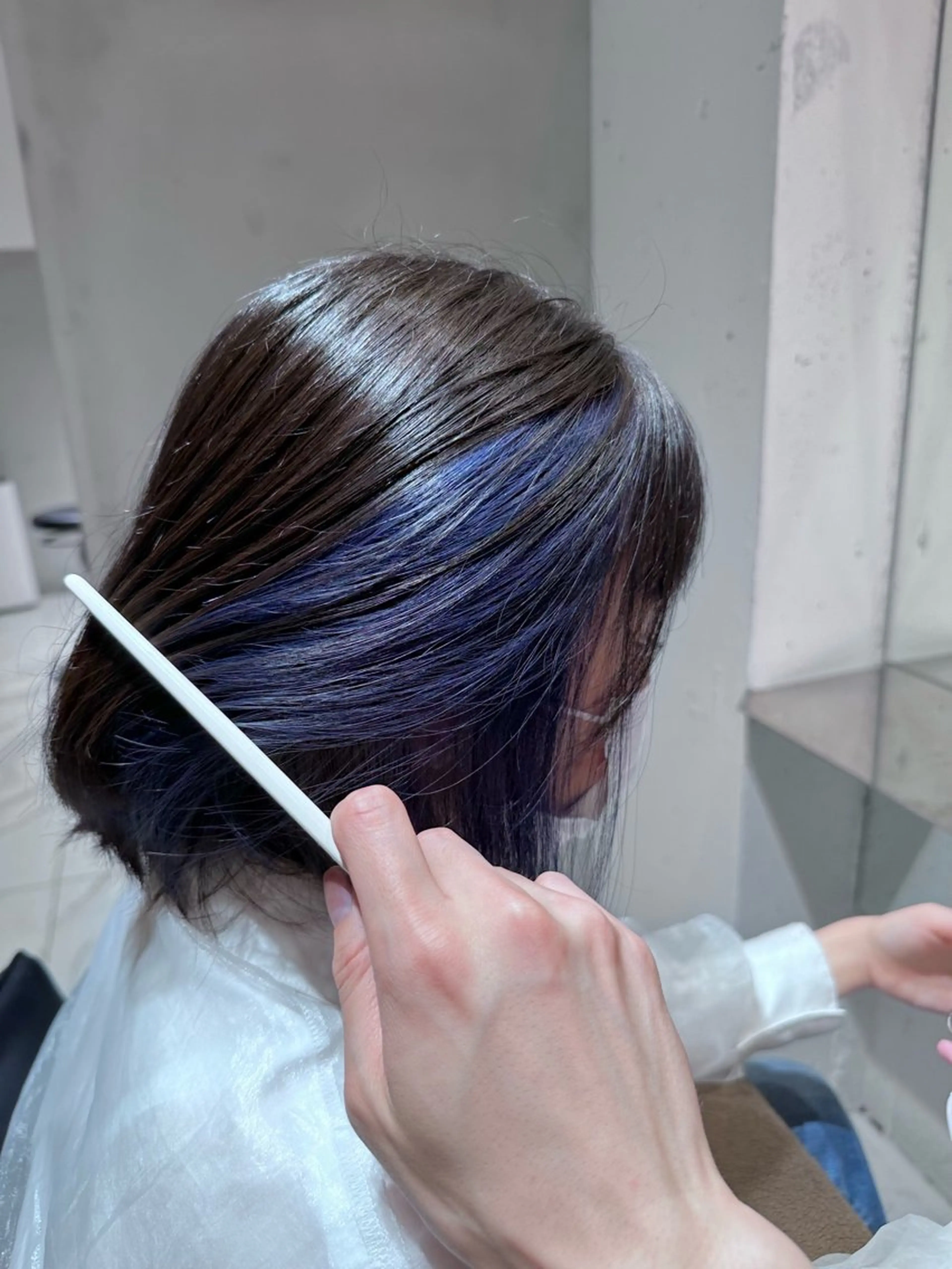 ミディアム カラー レイヤー小顔ショート 吉田ジョウのヘアスタイル