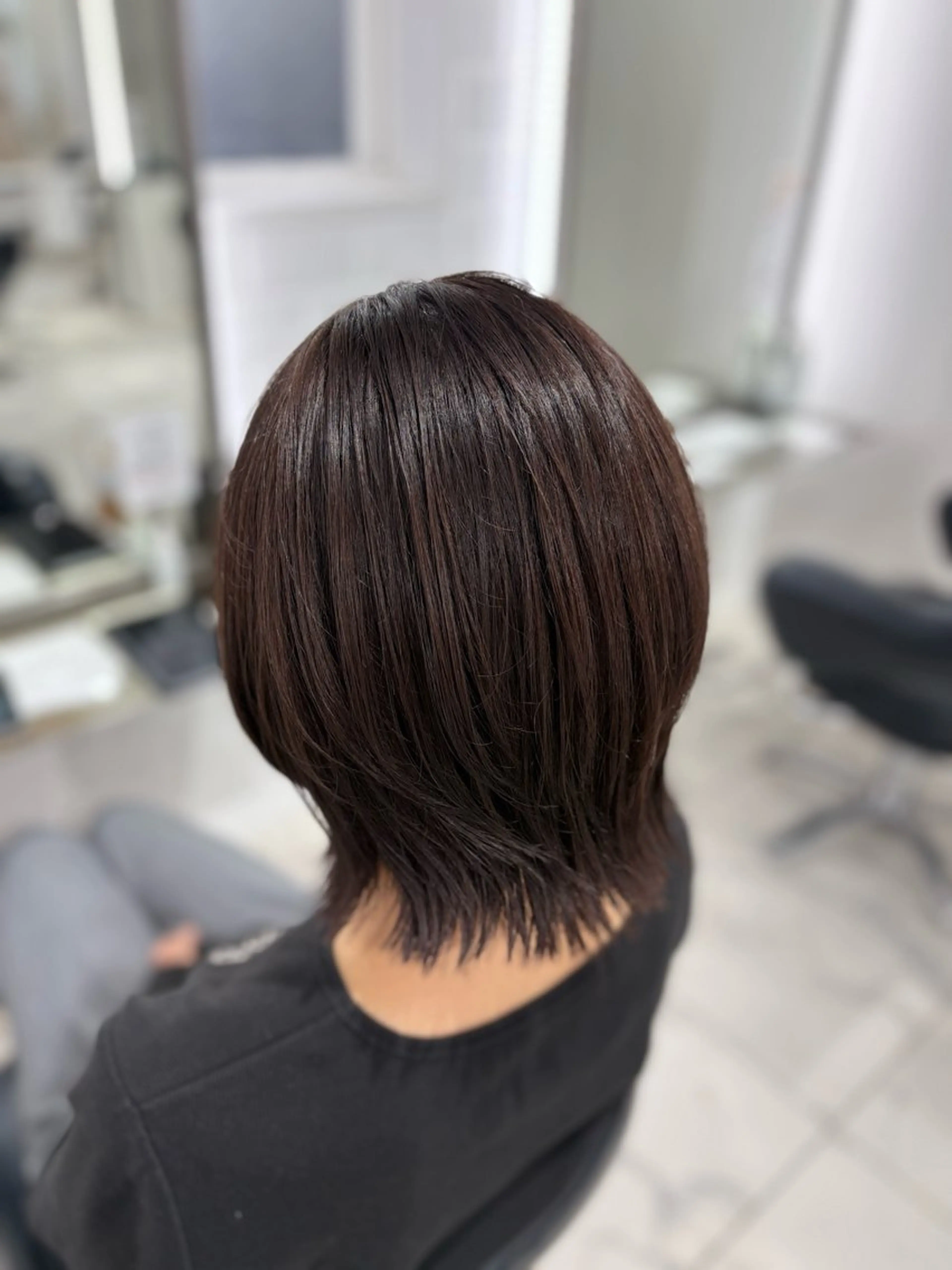 ショート カラー ボブレイヤー ブラウンカラー ラベンダーカラー ラベンダーブラウン ボブ カット ヘアカラー トリートメント 透明感カラー/ 岡田澪香のヘアスタイル