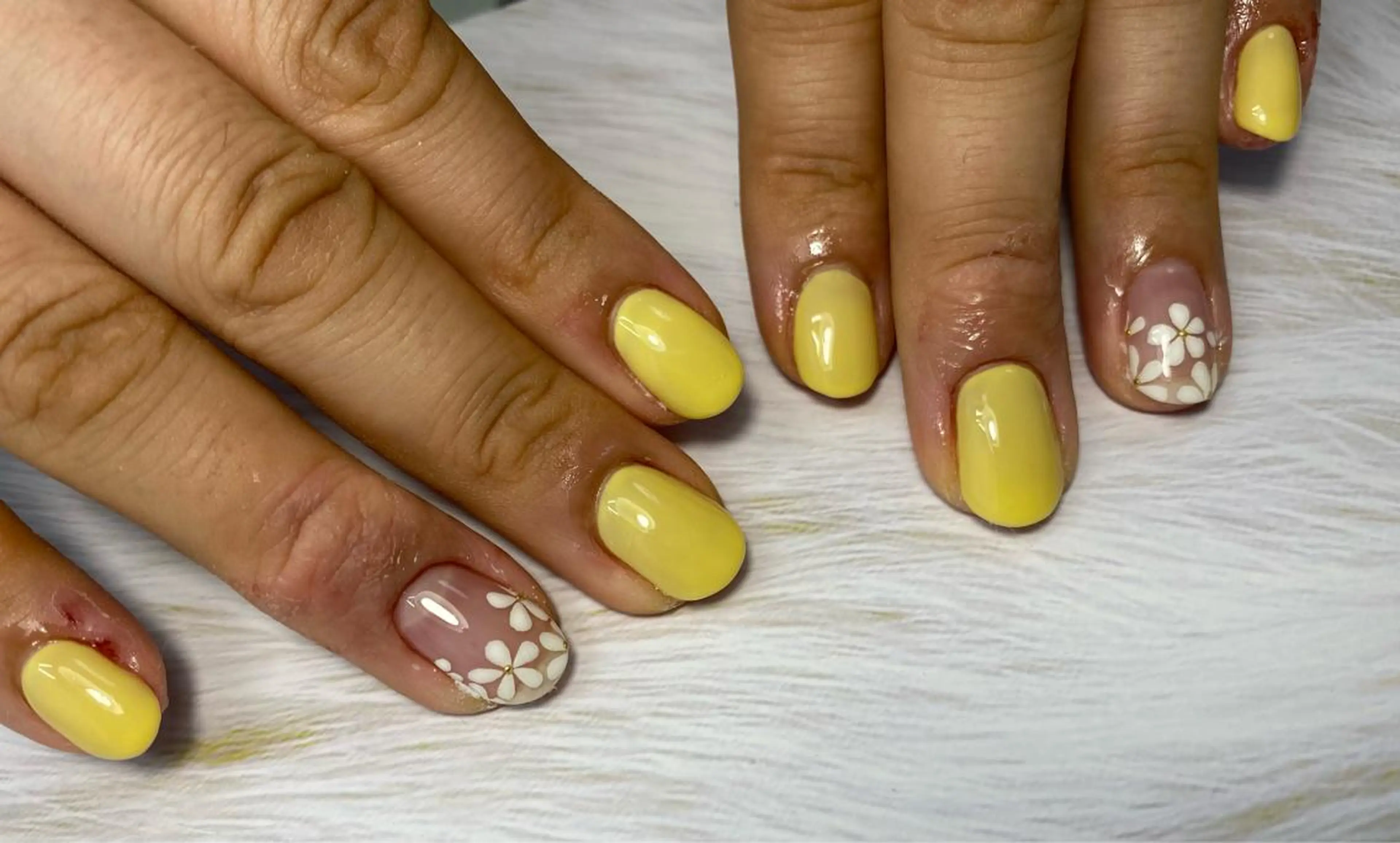 ネイル ハンドネイル Mana‪ ‪·͜· ❤︎‬のネイルデザイン