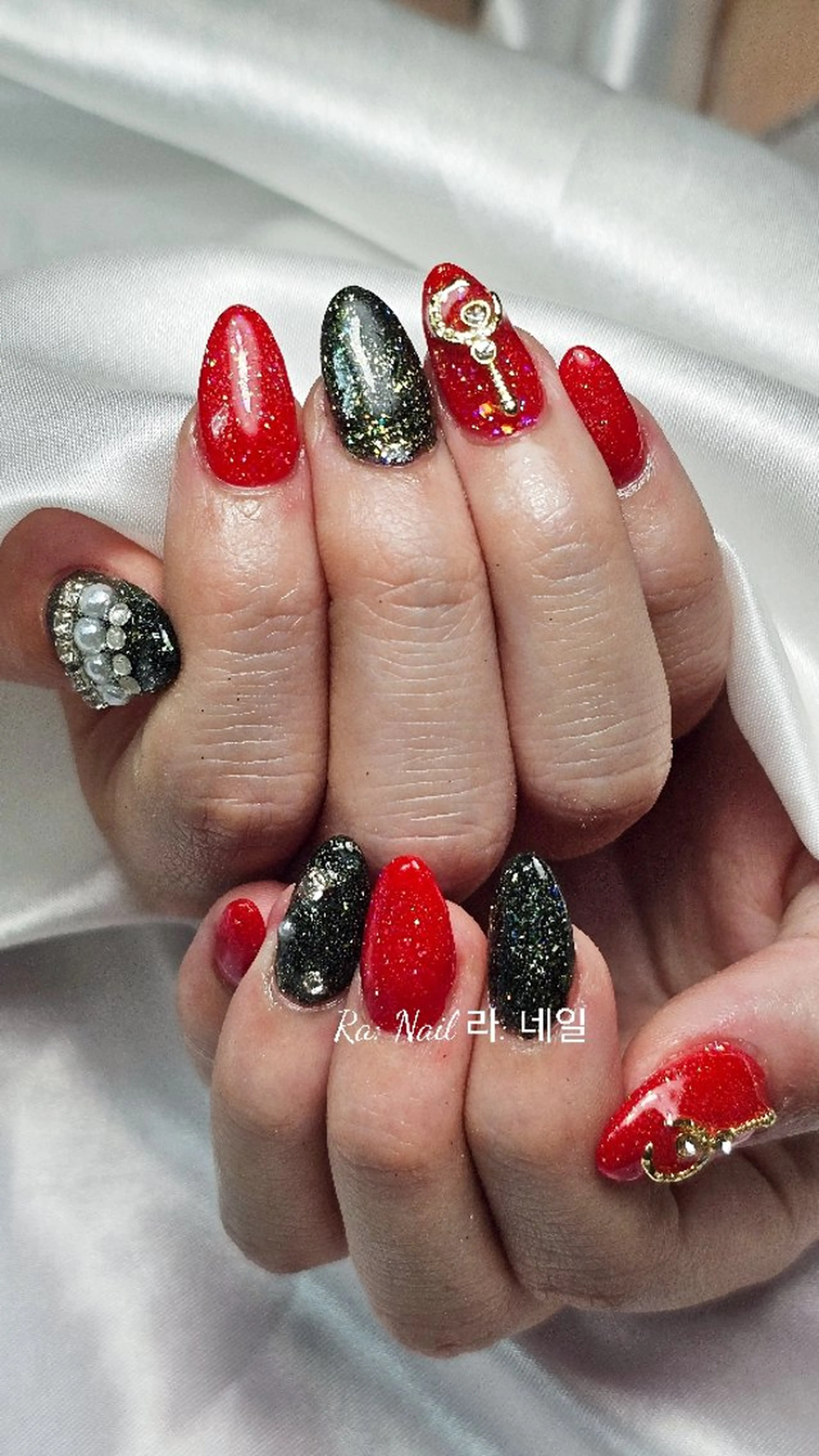 ネイル アートネイル スカルプネイル 冬ネイル クリスマス Ra: Nail所属・Ra: nail    西新 韓国ネイルのネイルデザイン