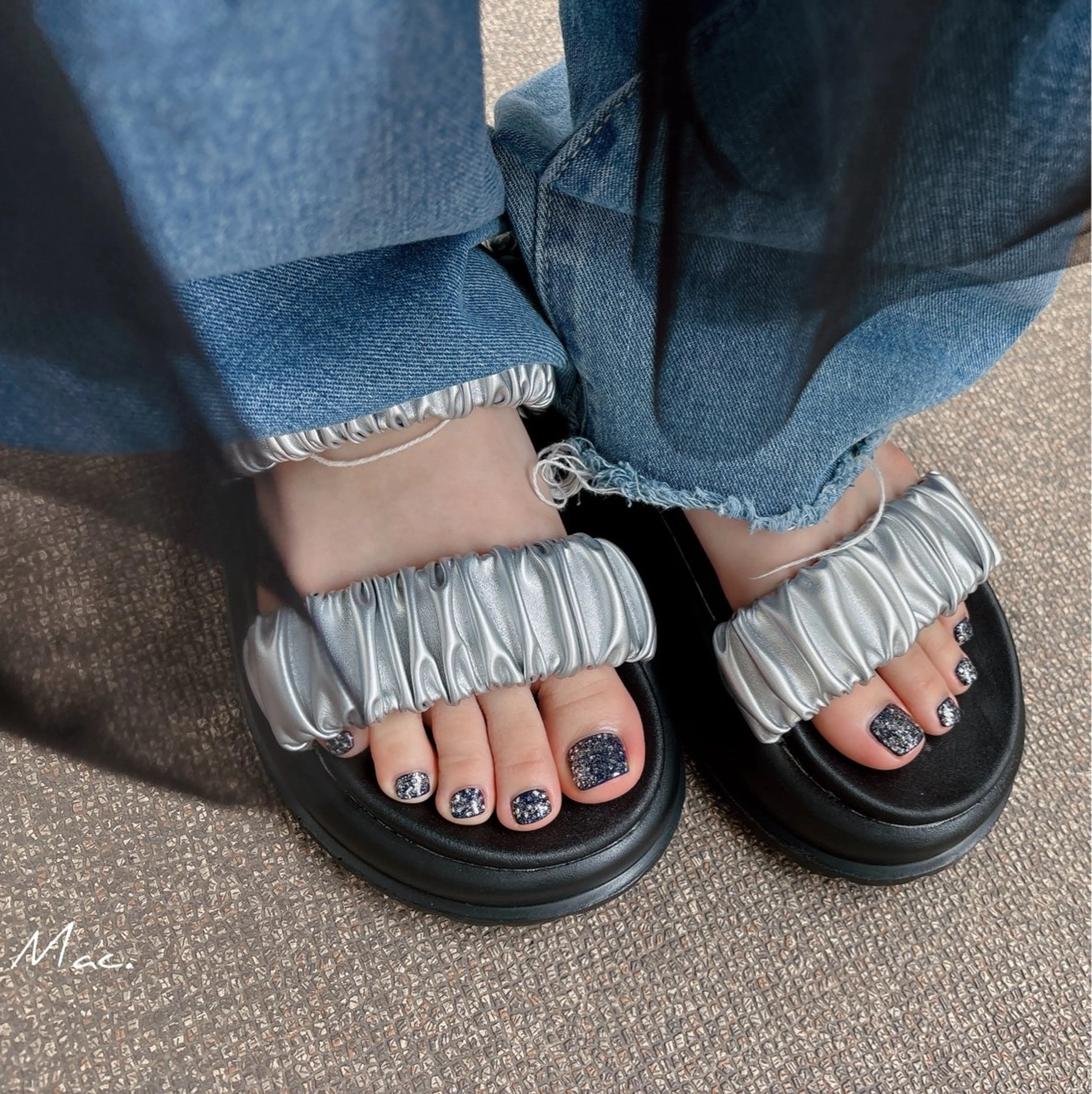 ネイル フットネイル atelier mac.のネイルデザイン