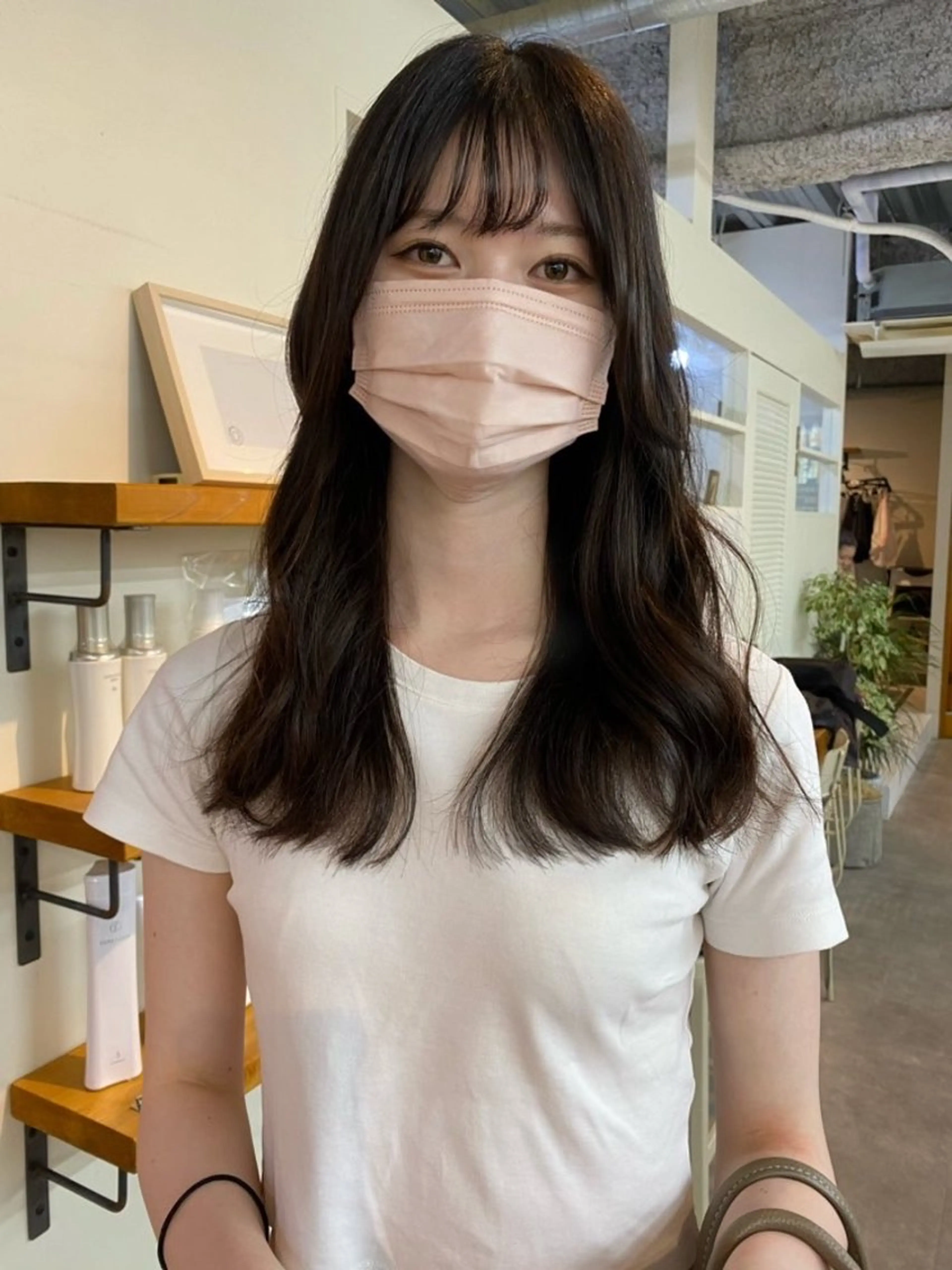 セミロング yumeka🩶ボブ 暖色/透け感カラーのヘアスタイル