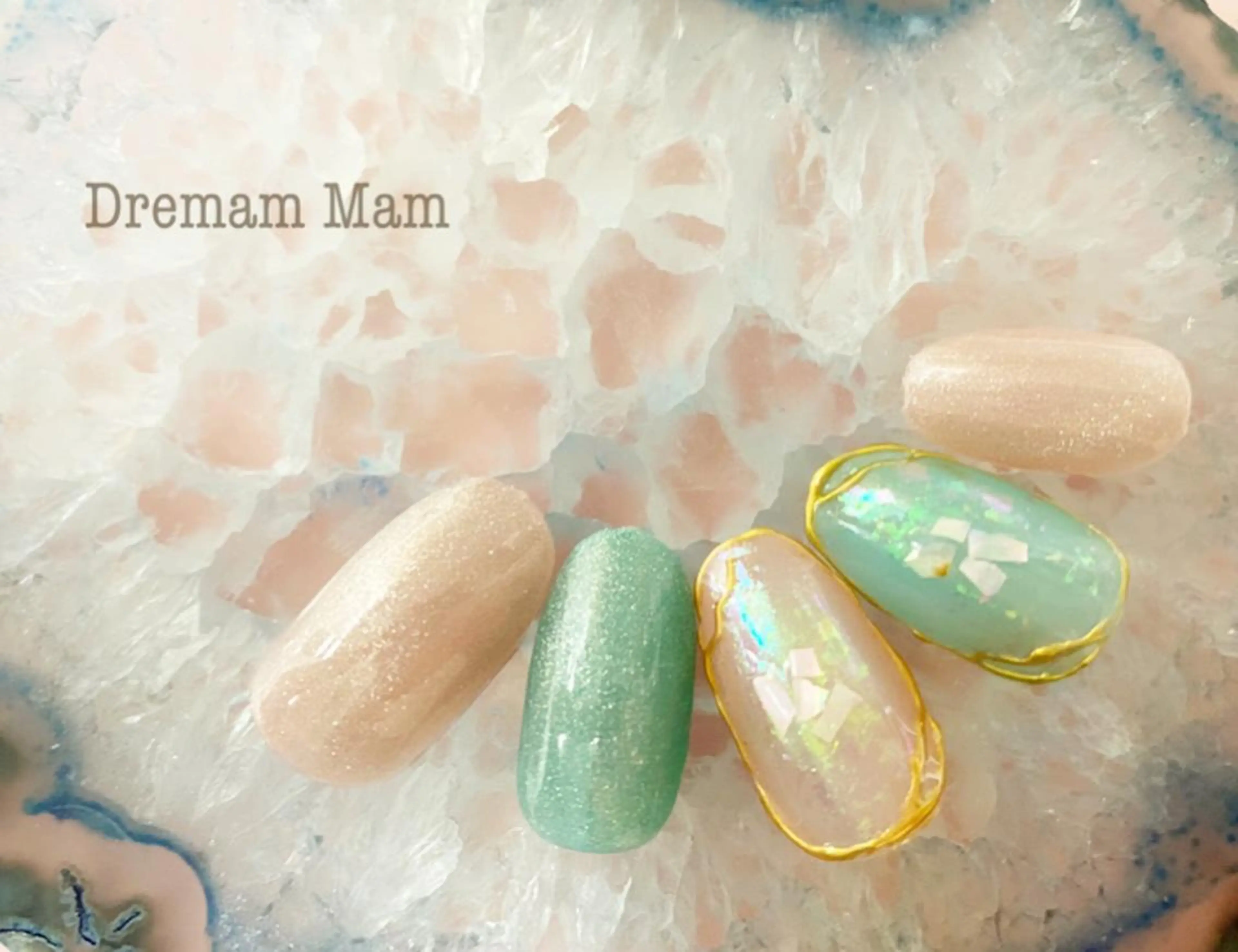 ネイル オーロラネイル Nail Salon Ｄream Mamのネイルデザイン