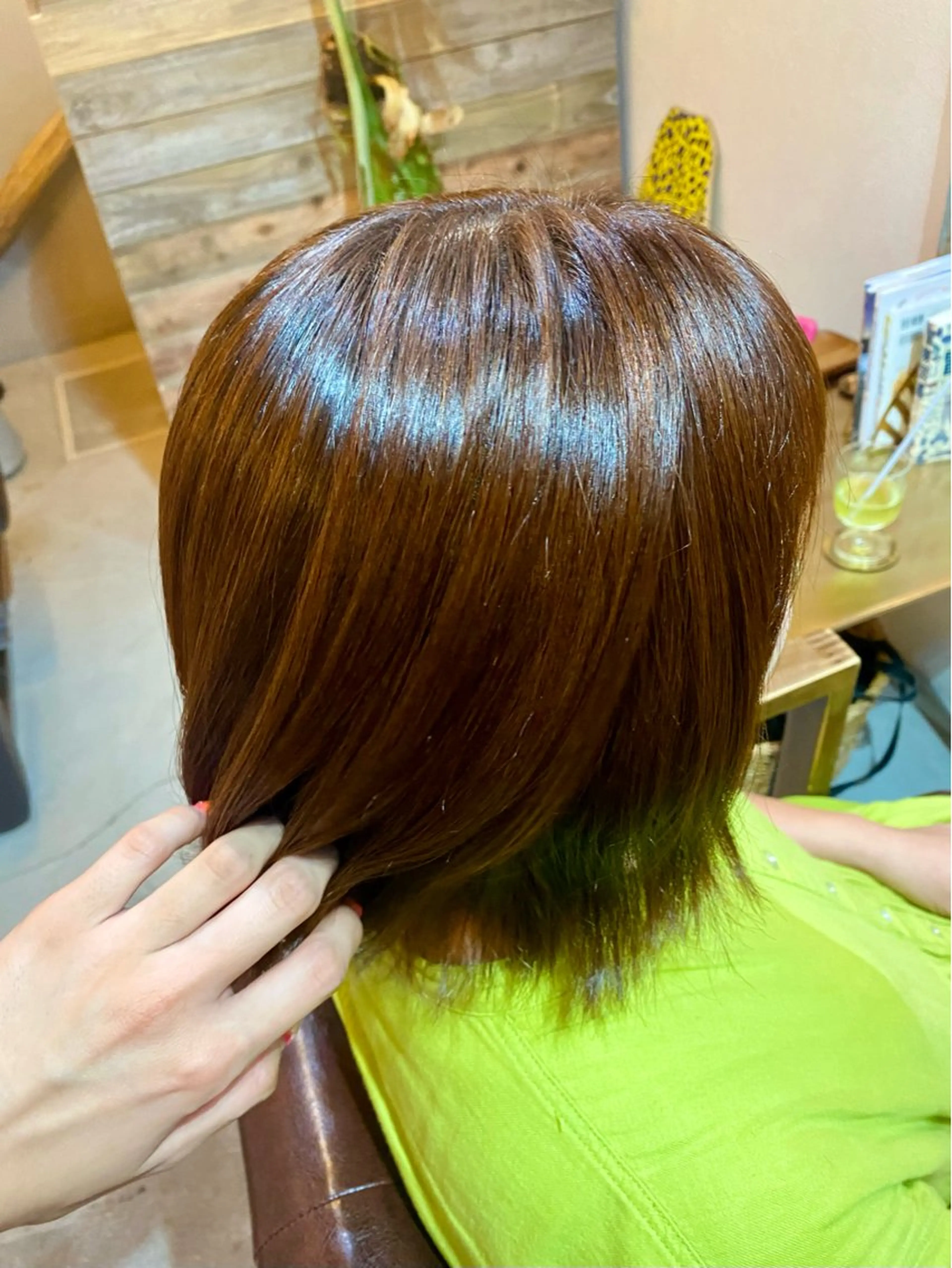 ミディアム Blue hair&eyelash所属・🌼サトウ アカリ🌼のヘアスタイル