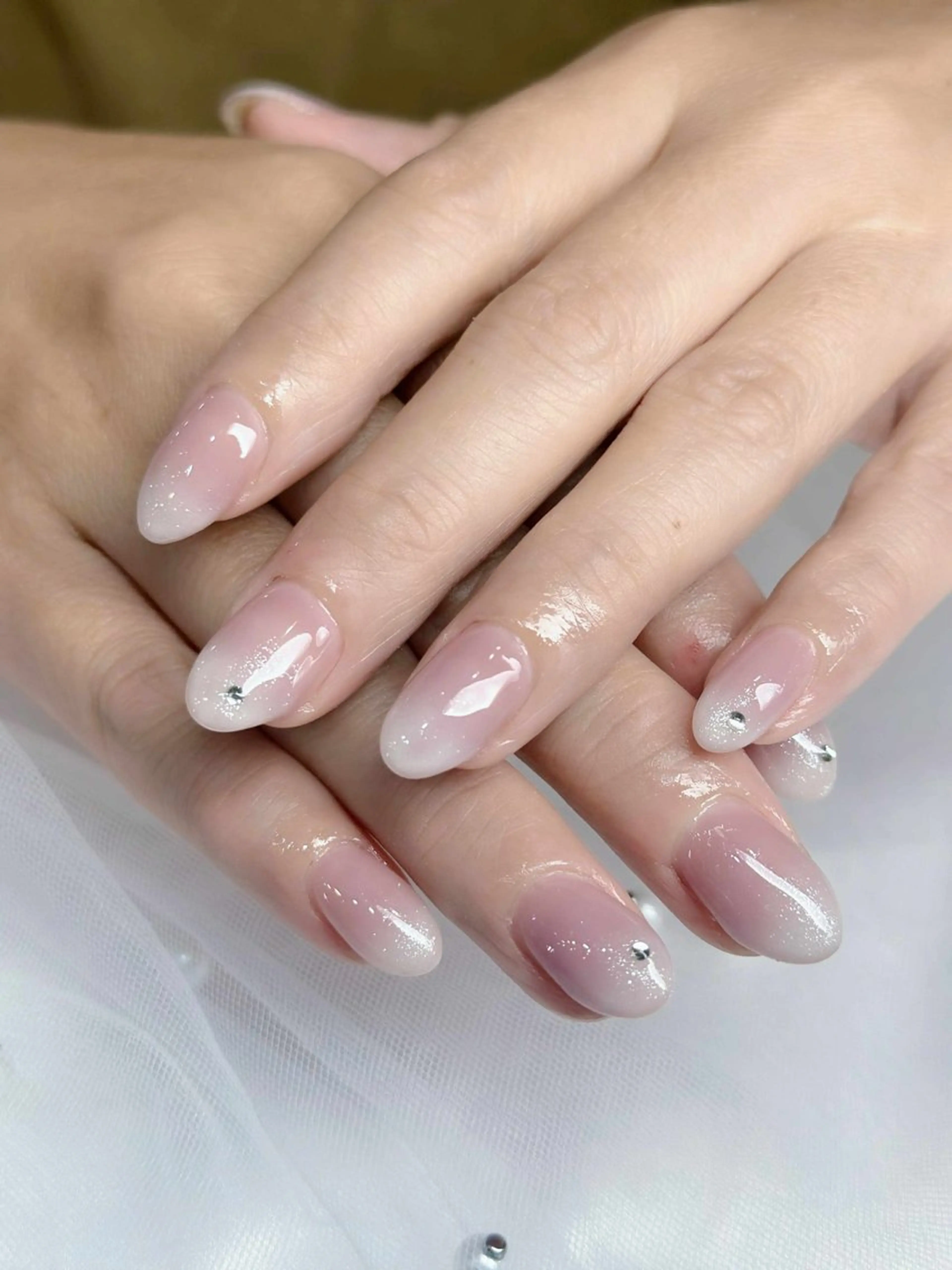 ネイル オーロラネイル 長さ出し フットネイル フレンチネイル ジェルネイル ハンドネイル sora ❄️のネイルデザイン