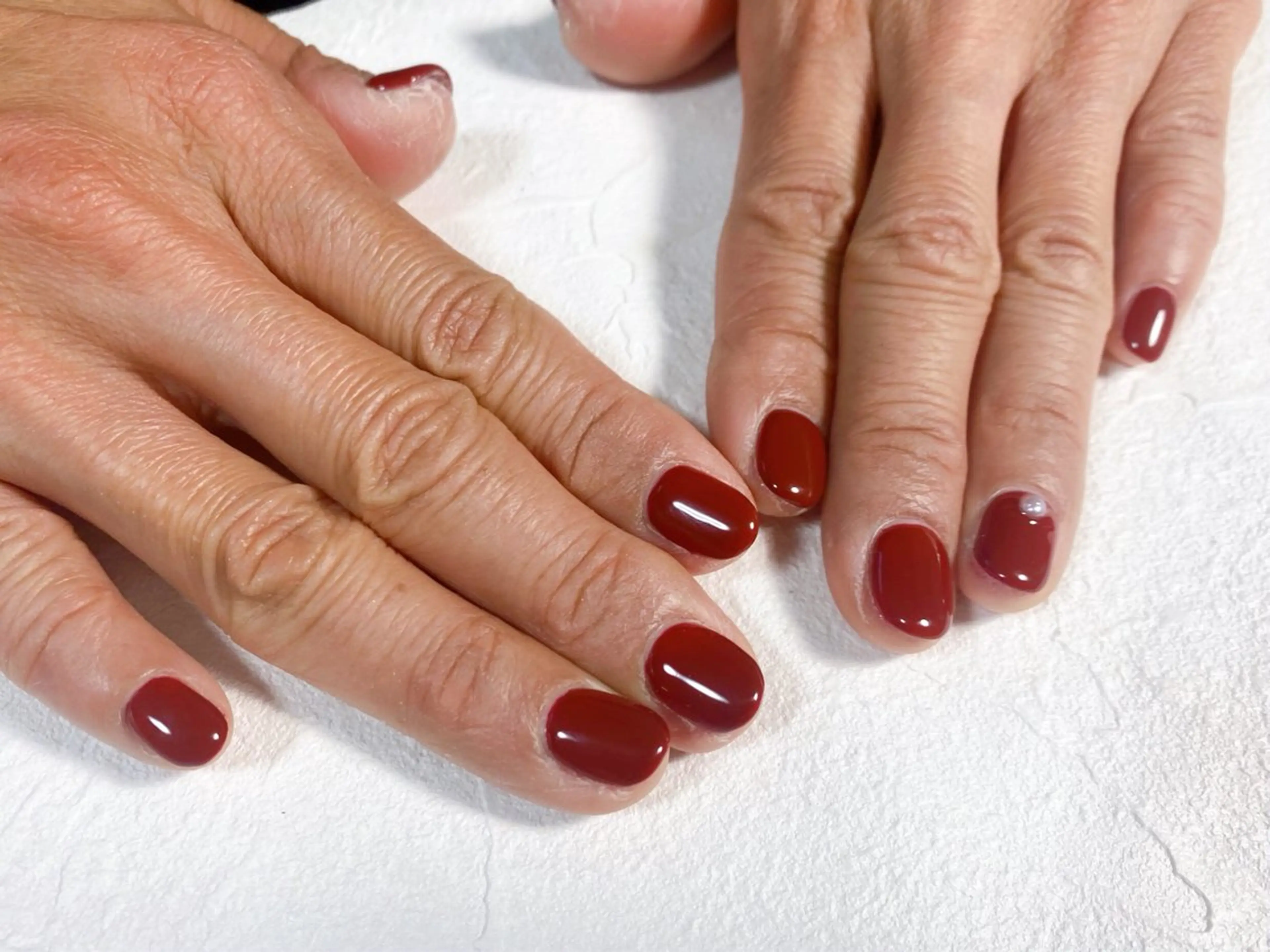 ネイル オーロラネイル フットネイル フレンチネイル ジェルネイル 韓国ネイル ハンドネイル kiki nail たまプラーザのネイルデザイン