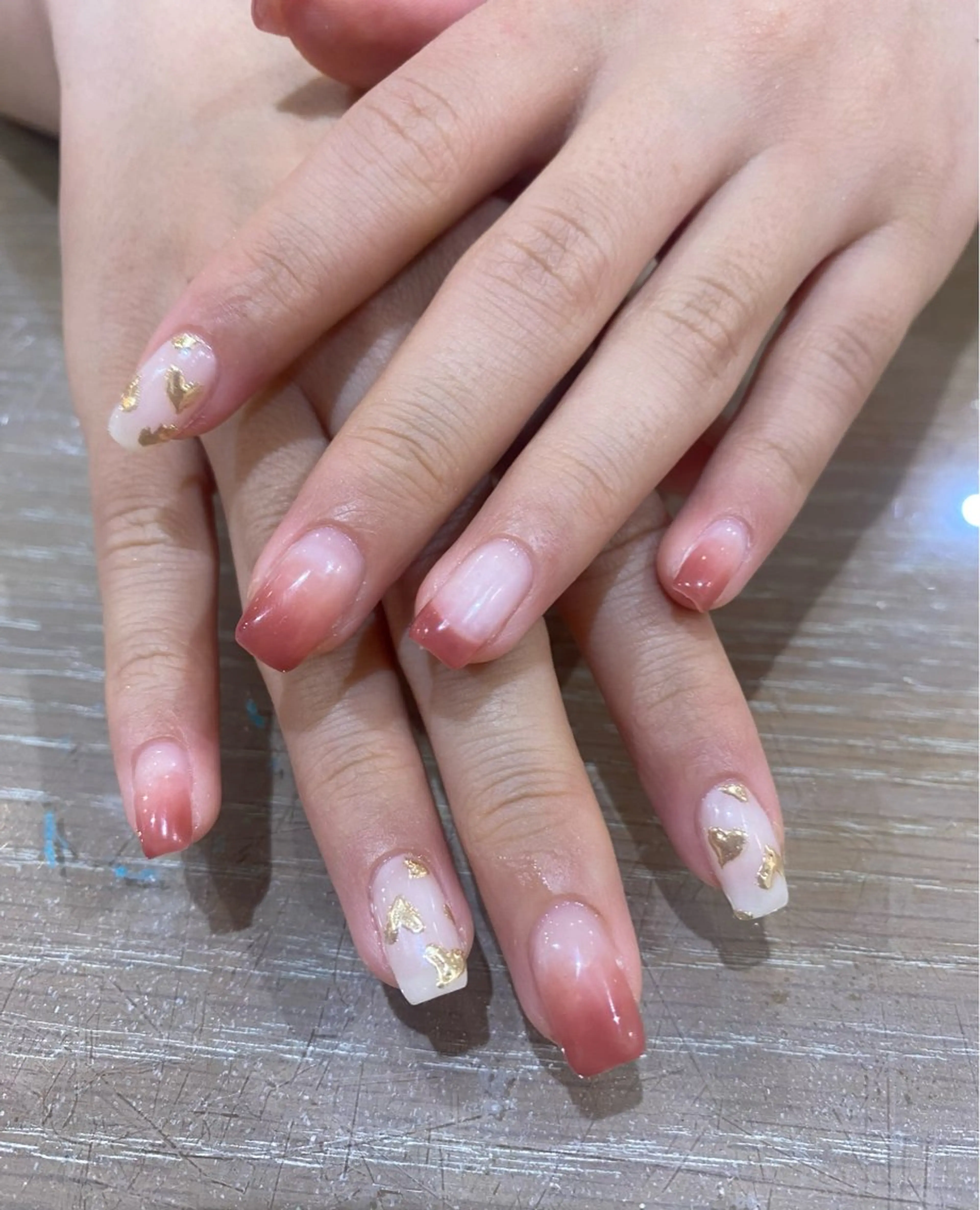 ネイル 藤井 里緒奈のネイルデザイン