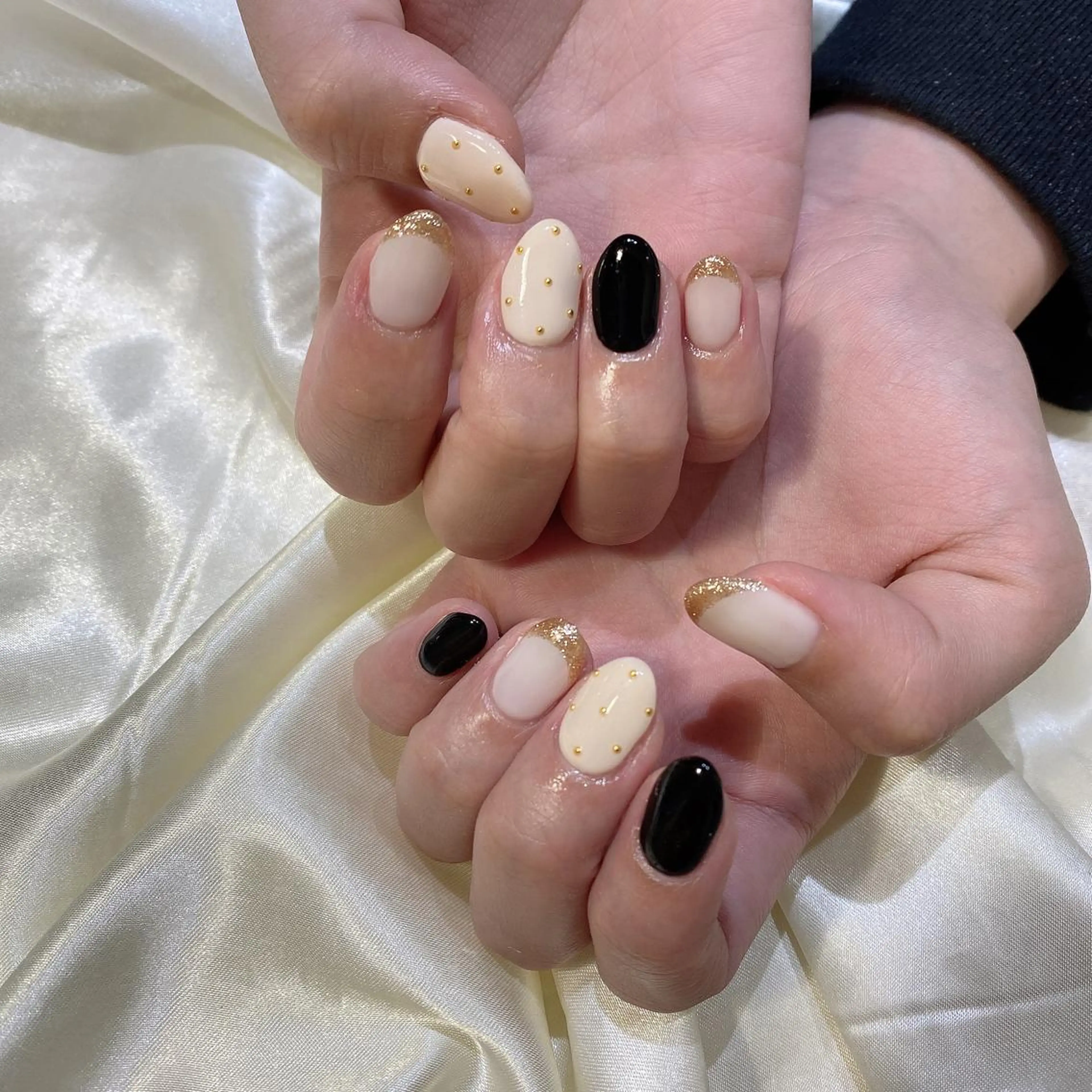 ネイル ハンドネイル 西岡 杏のネイルデザイン