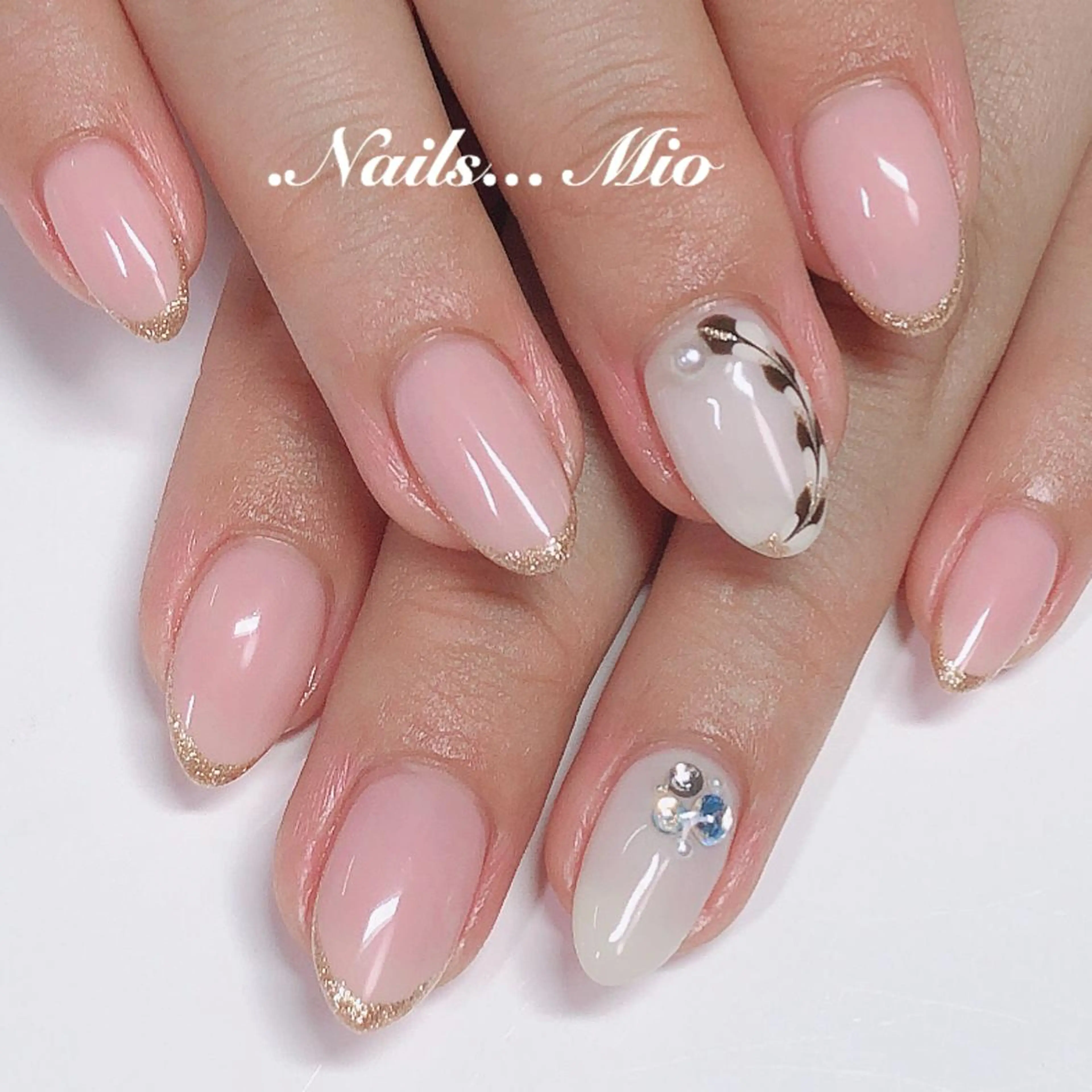 ネイル .Nails Mio 赤羽西ネイルサロンのネイルデザイン