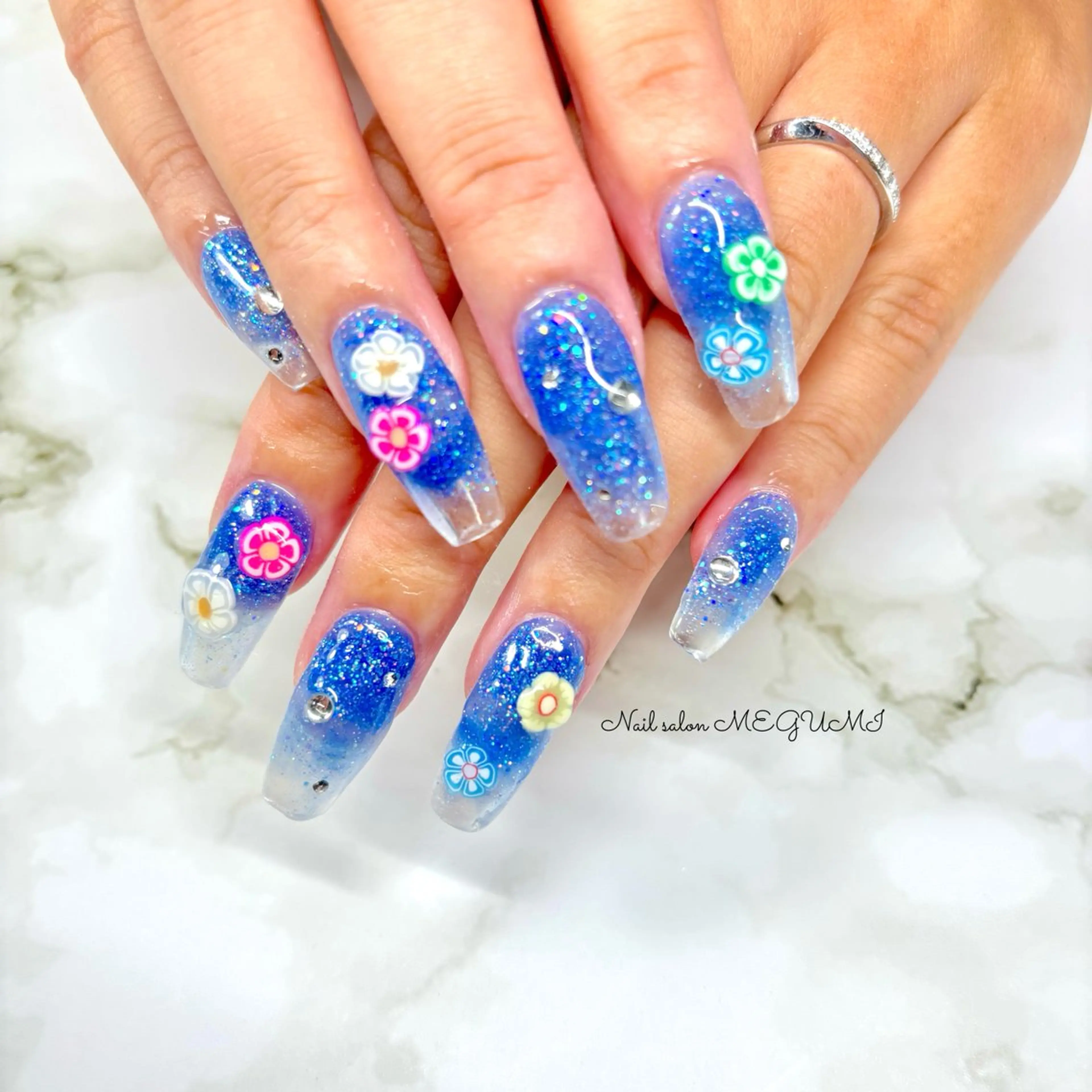 ネイル Nail salon MEGUMIのネイルデザイン