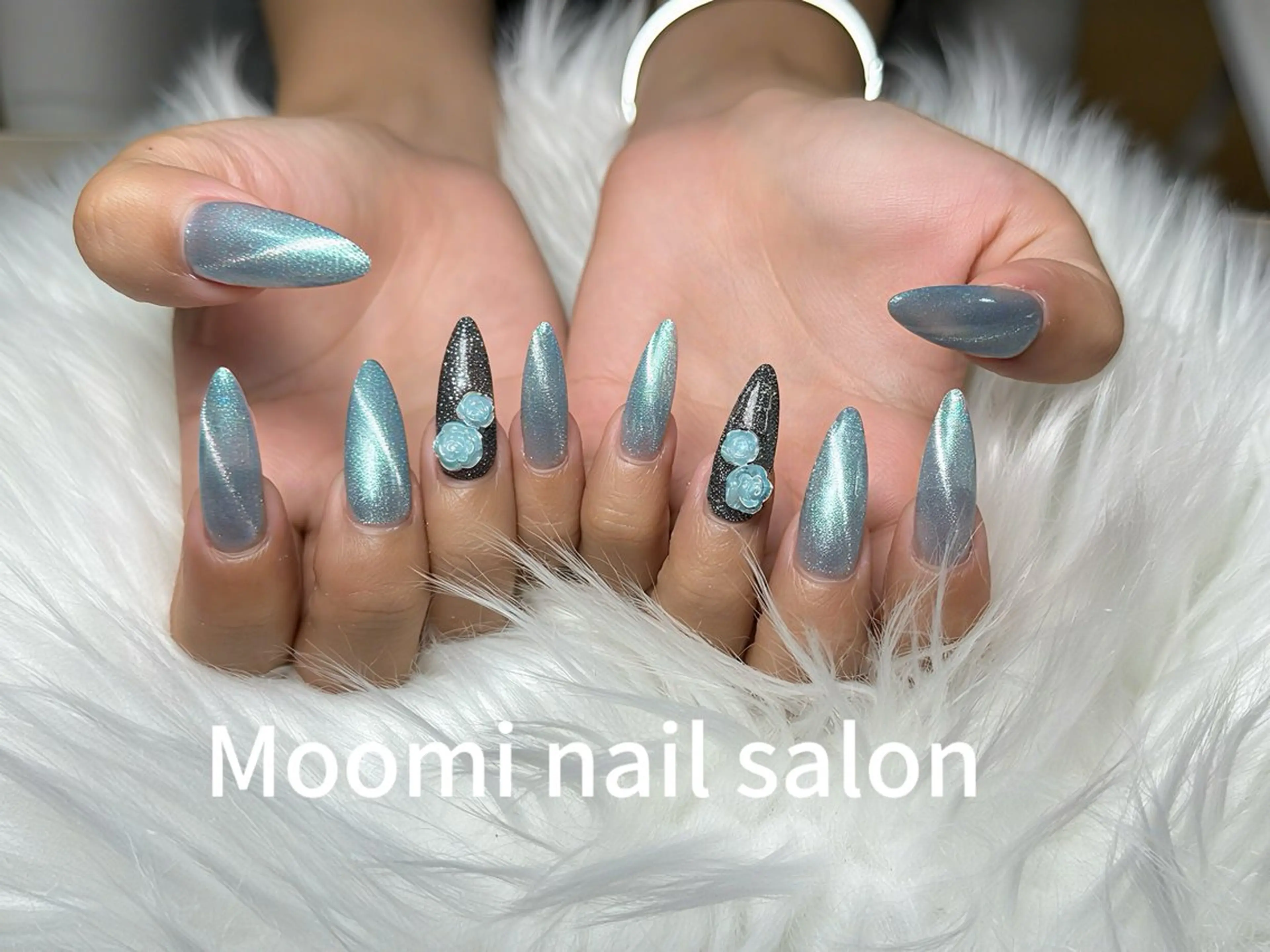 ロング ハンドネイル Moomi nail salonのネイルデザイン