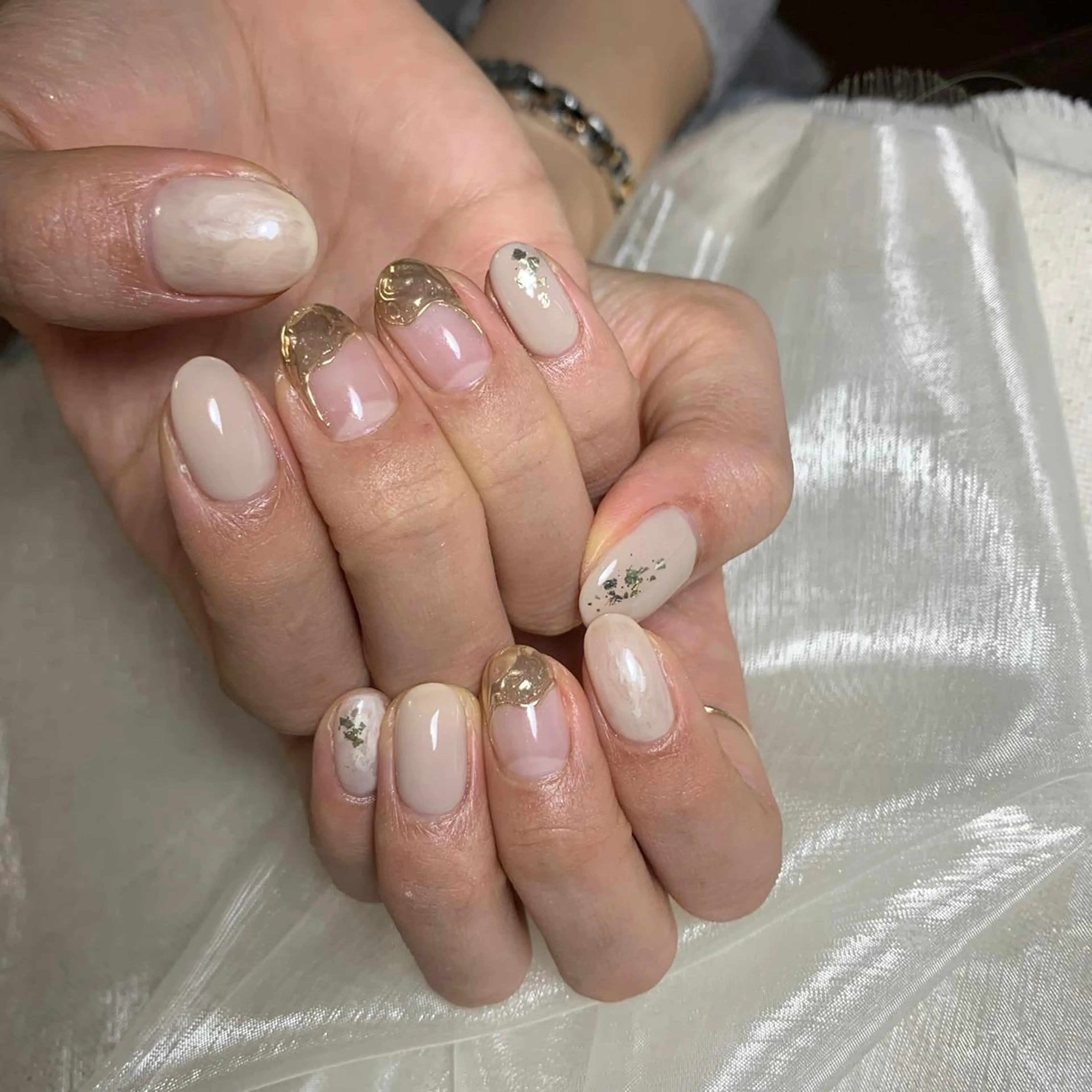 ネイル repos~ルポ~所属・里見 麗のネイルデザイン