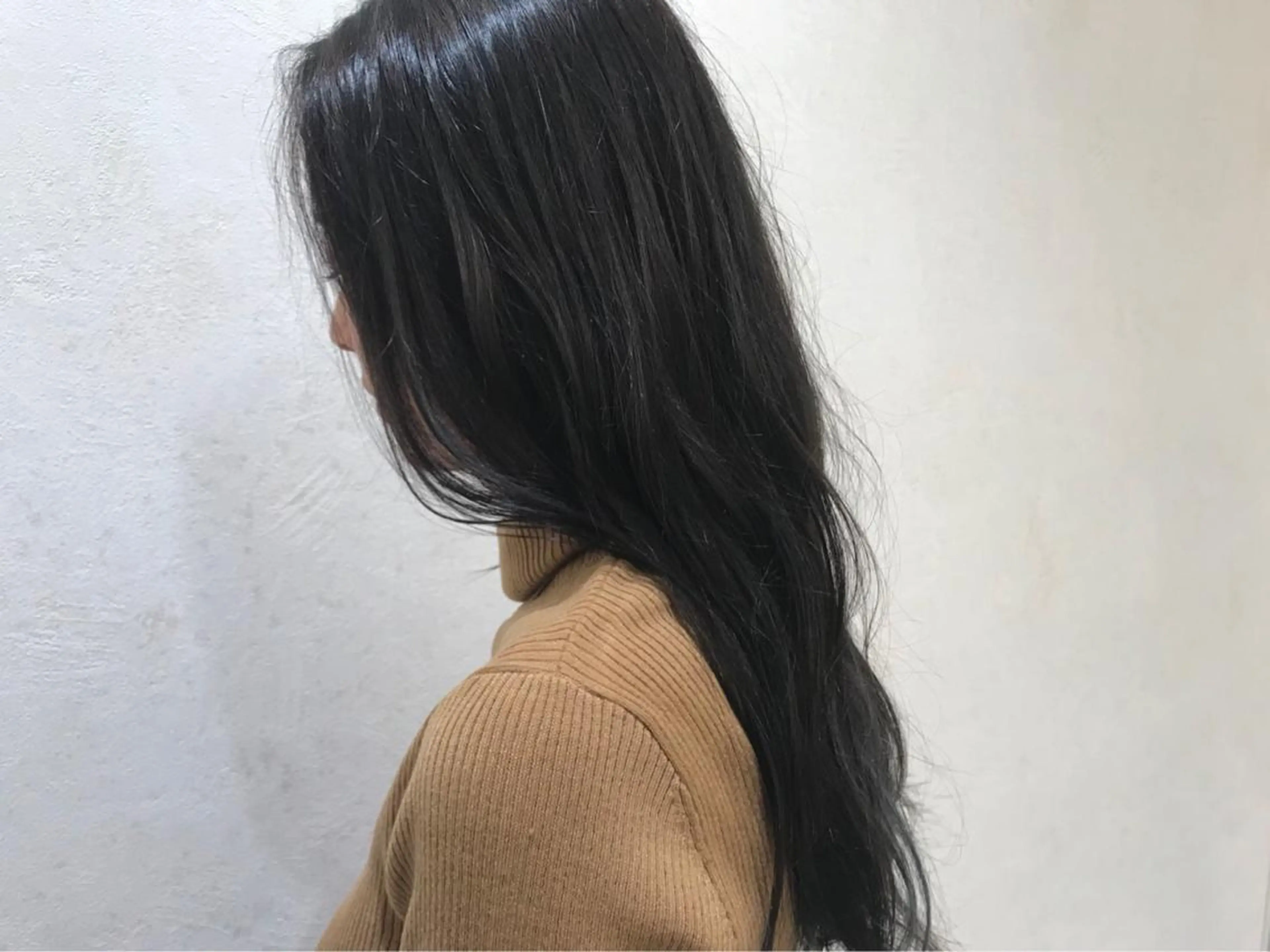 ロング カラー 樋渡 侑希のヘアスタイル