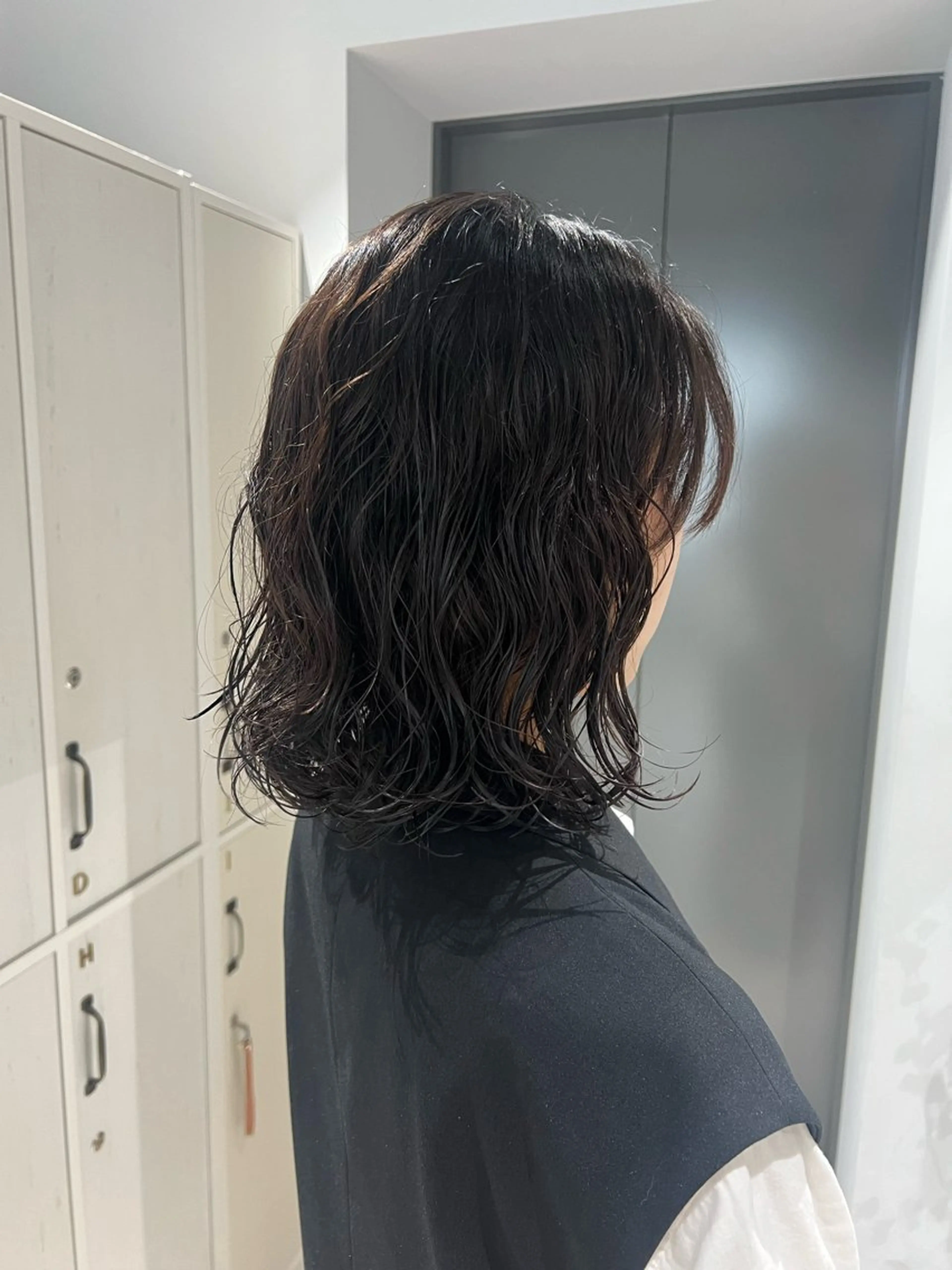 ミディアム 透明感カラー/ベージ ュ/HIKARU🌿のヘアスタイル