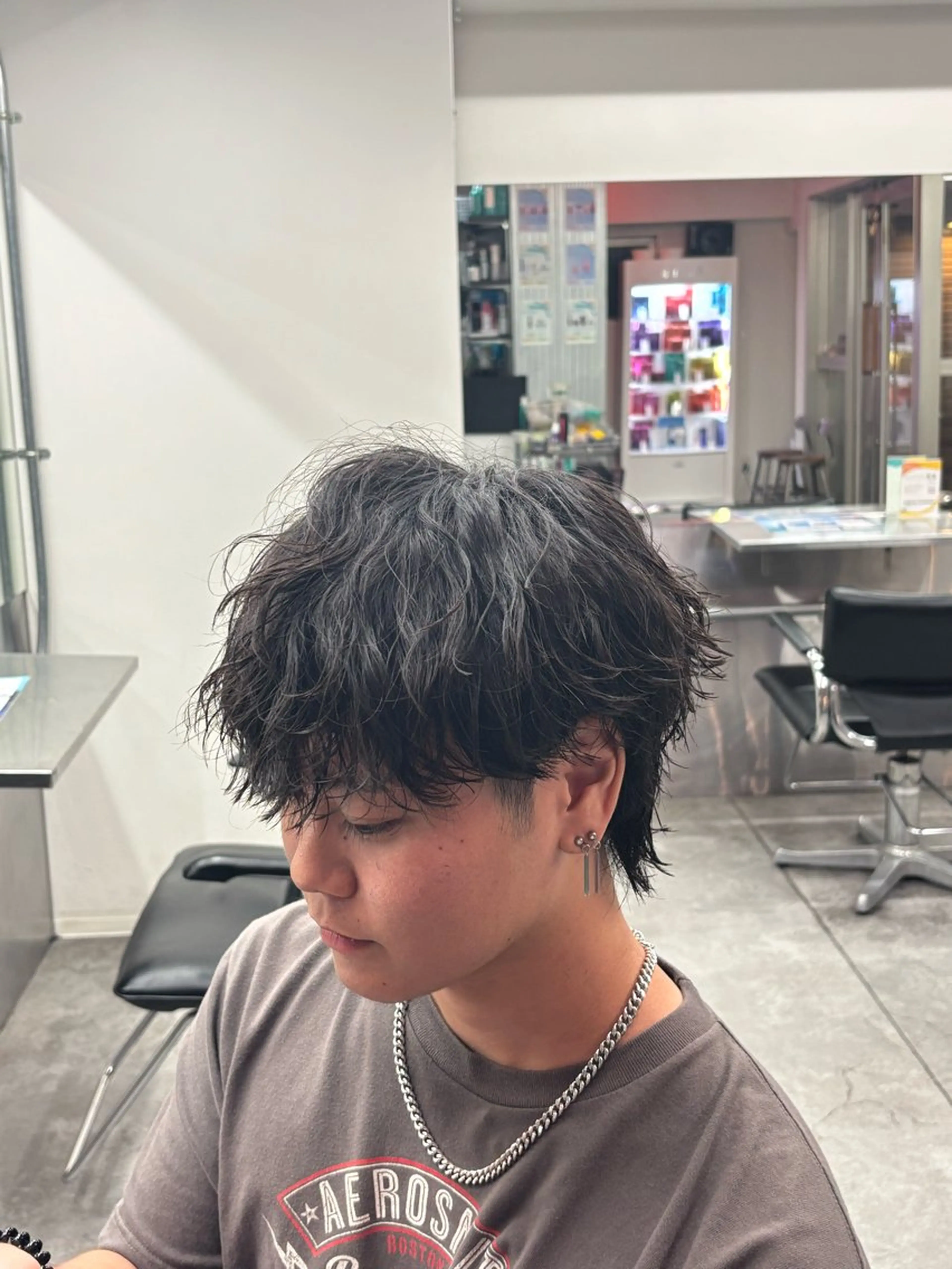 パーマ メンズハイトーン 北斗💍レイヤーのヘアスタイル