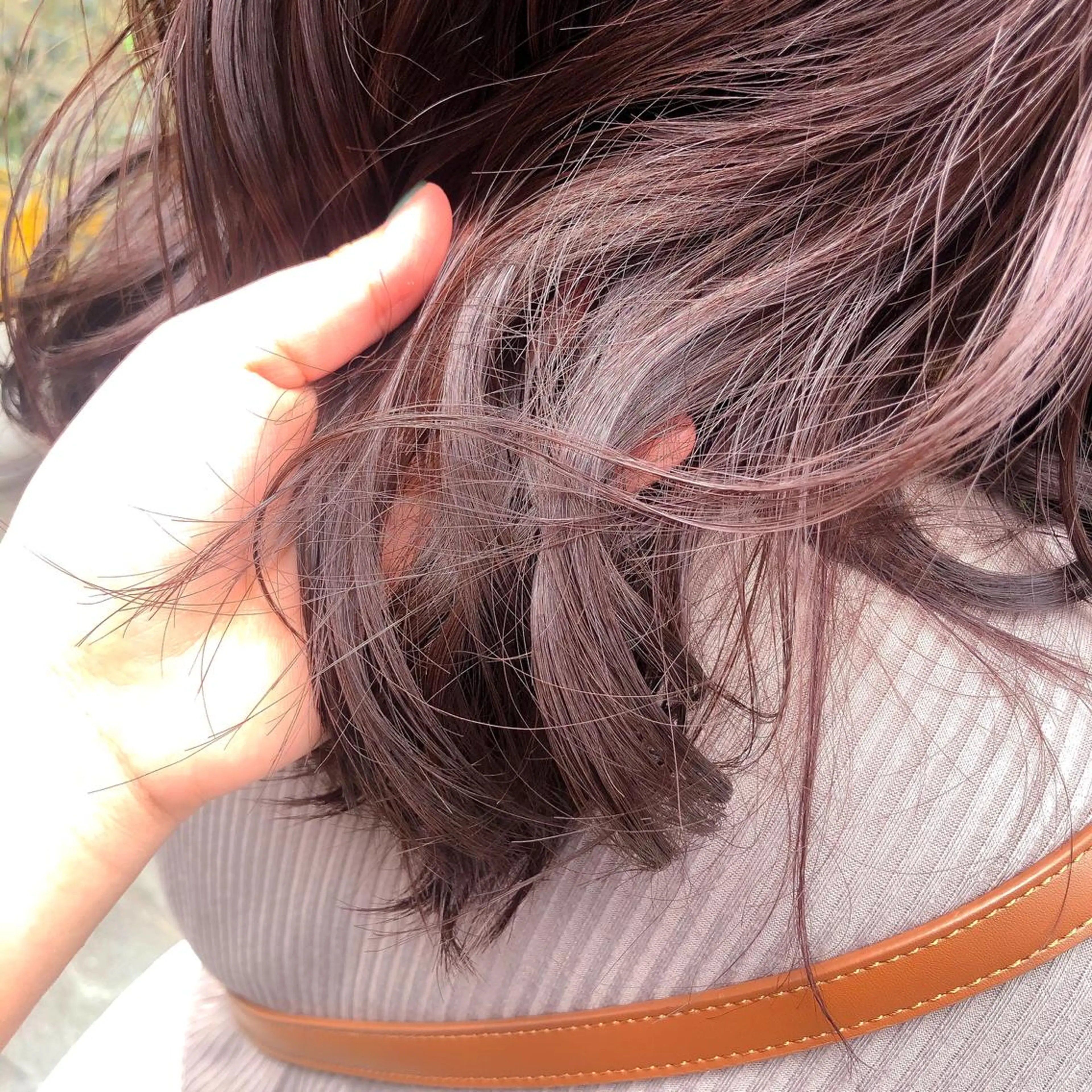 ミディアム カラー ヘアアレンジ ブリーチ 透明感カラー rii-🩰 トレンド韓国ヘアのヘアスタイル