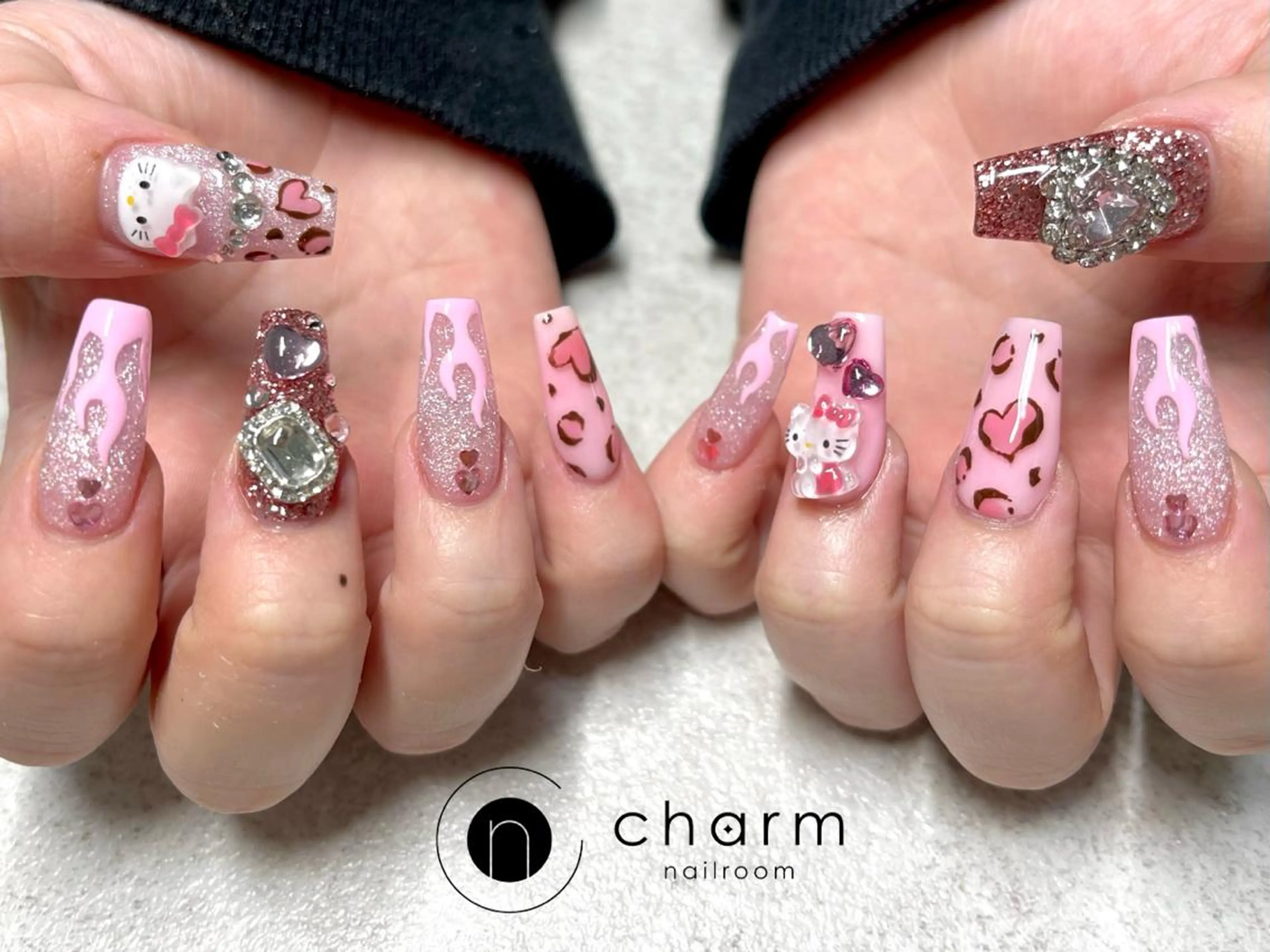 ネイル 持ち込み ハンドネイル nailroom  charm所属・ネイルルーム チャームのネイルデザイン