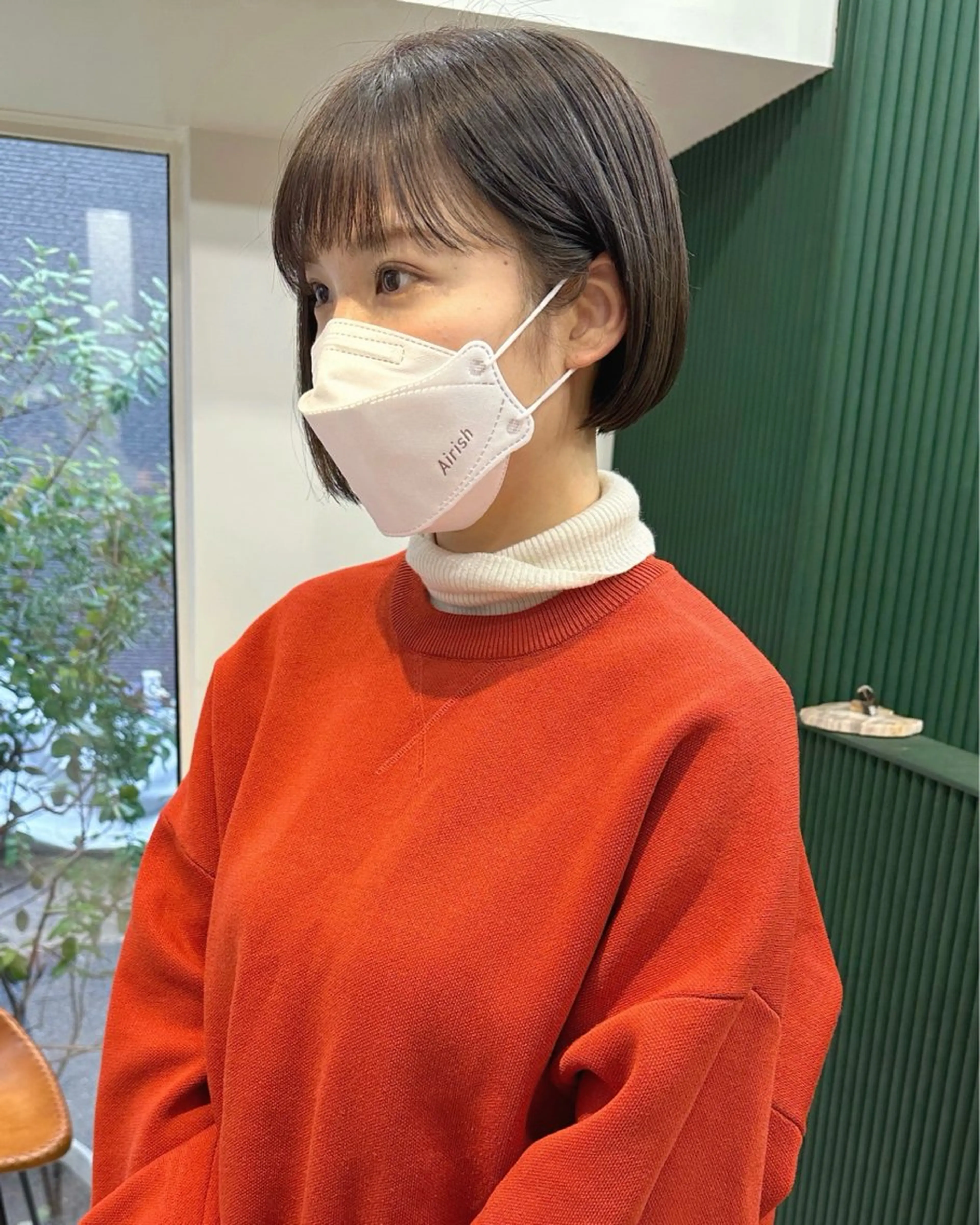 ショート カラー グレージュ オリーブグレージュ オリーブグレー ボブ レイヤーカット🪄 耳ツボ🎀Ayumiのヘアスタイル