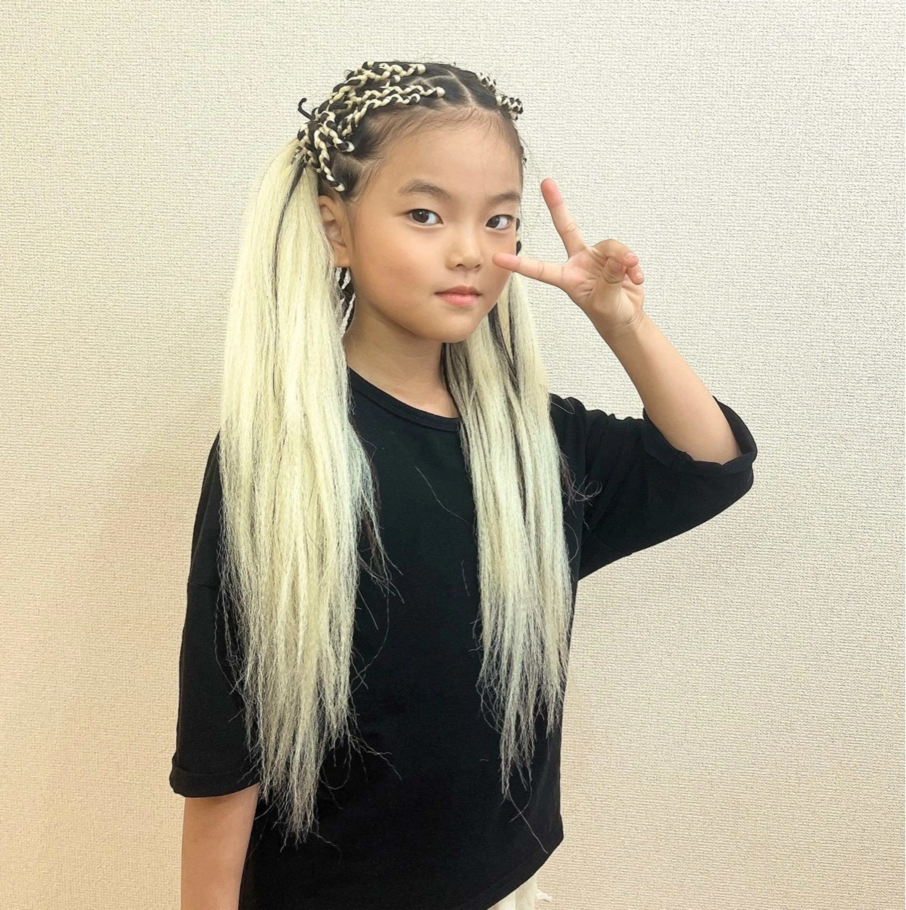 ヘアアレンジ キッズ un par un アンパルアン所属・un par unの眉毛・アイブロウイメージ