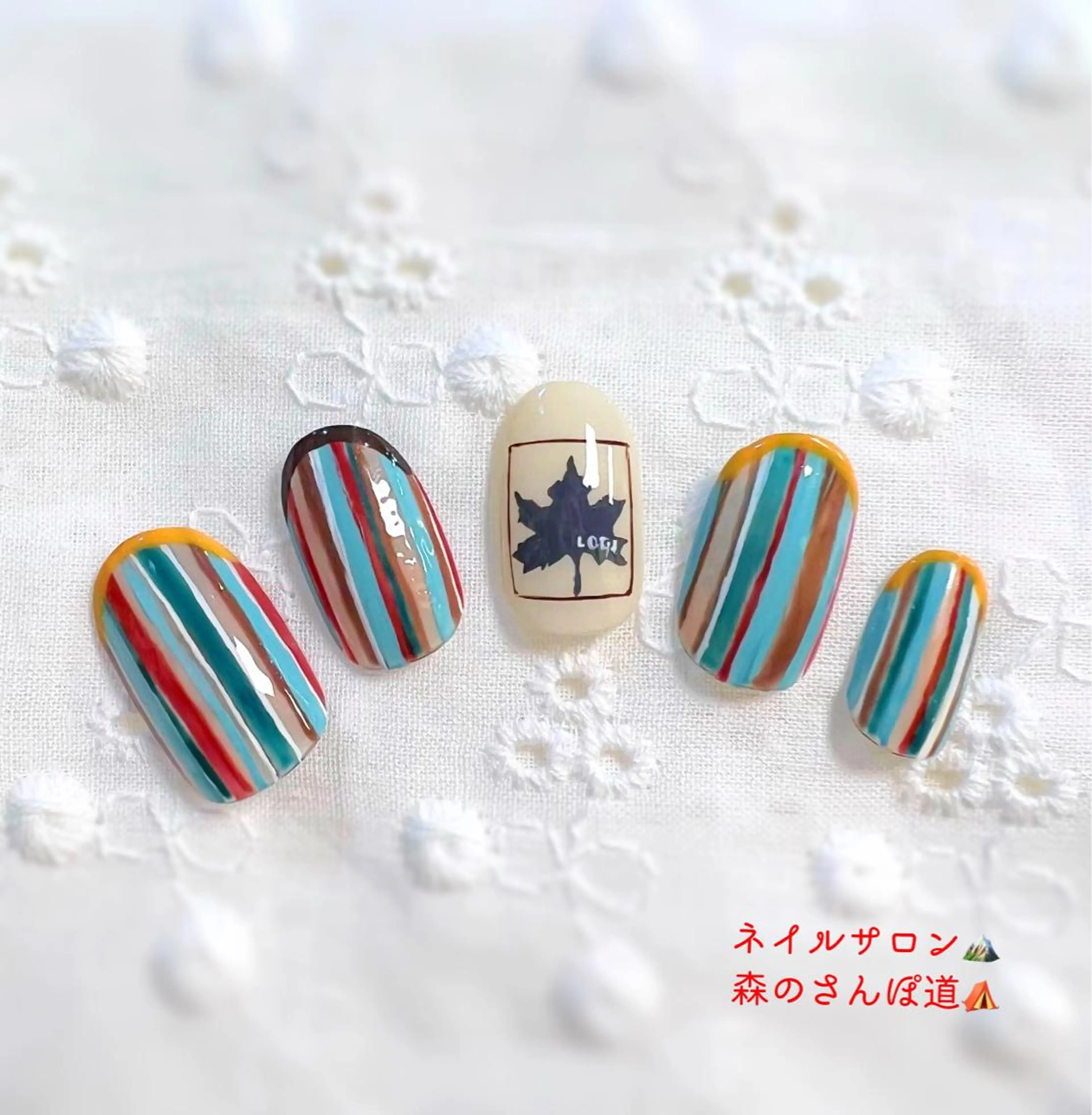 ネイル ハンドネイル 森のさんぽ道所属・ショートネイル 森のさんぽ道のネイルデザイン