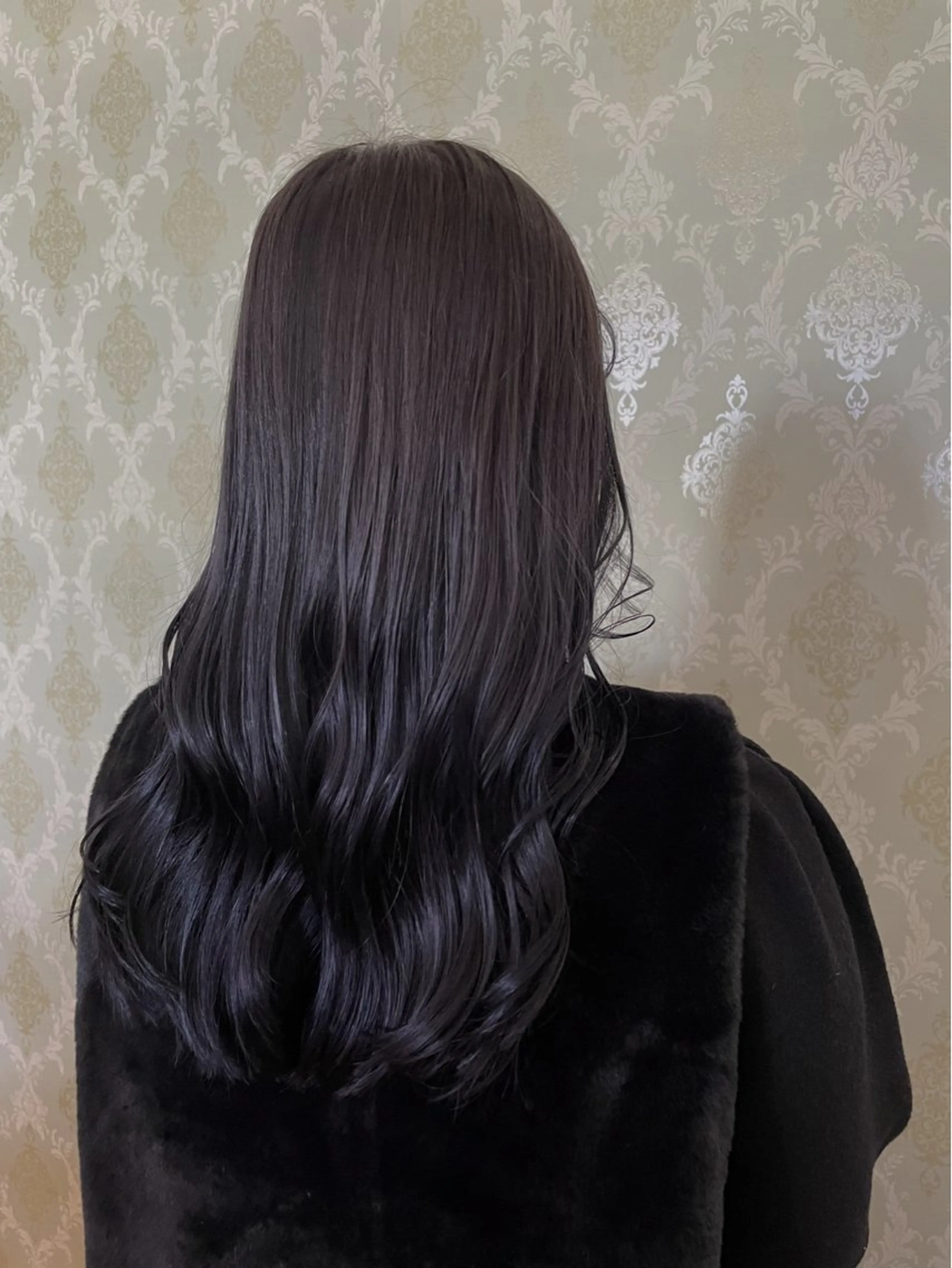 ロング EARTH/A与次郎店所属・EARTH✂️ 榎谷吏織のヘアスタイル