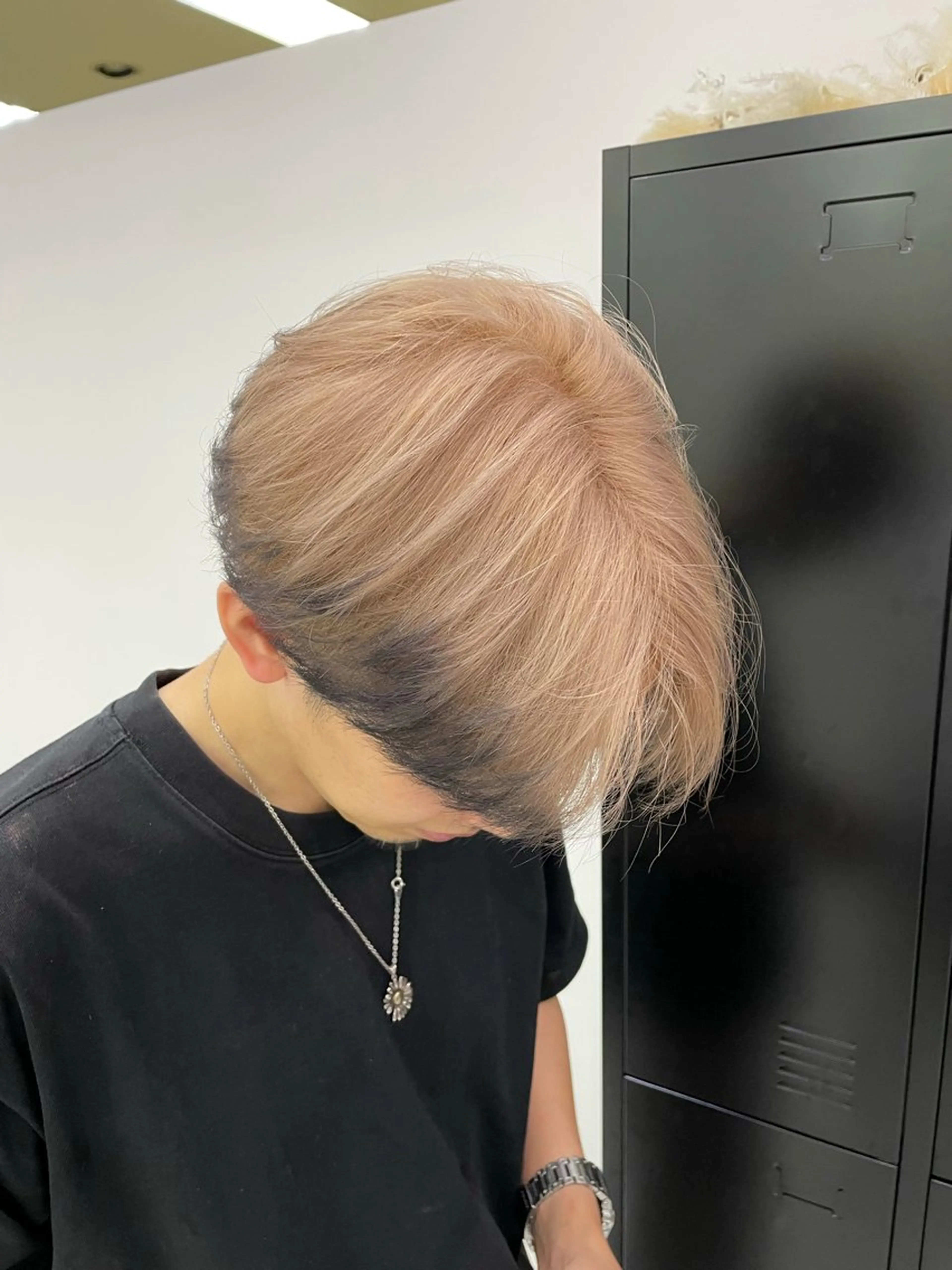 ミディアム カラー メンズ メンズブリーチ ベージュカラー ブリーチ ケアブリーチ デザインカラー カット ヘアカラー 【メンズ特化】岩瀬 武【メンズパーマ】のヘアスタイル