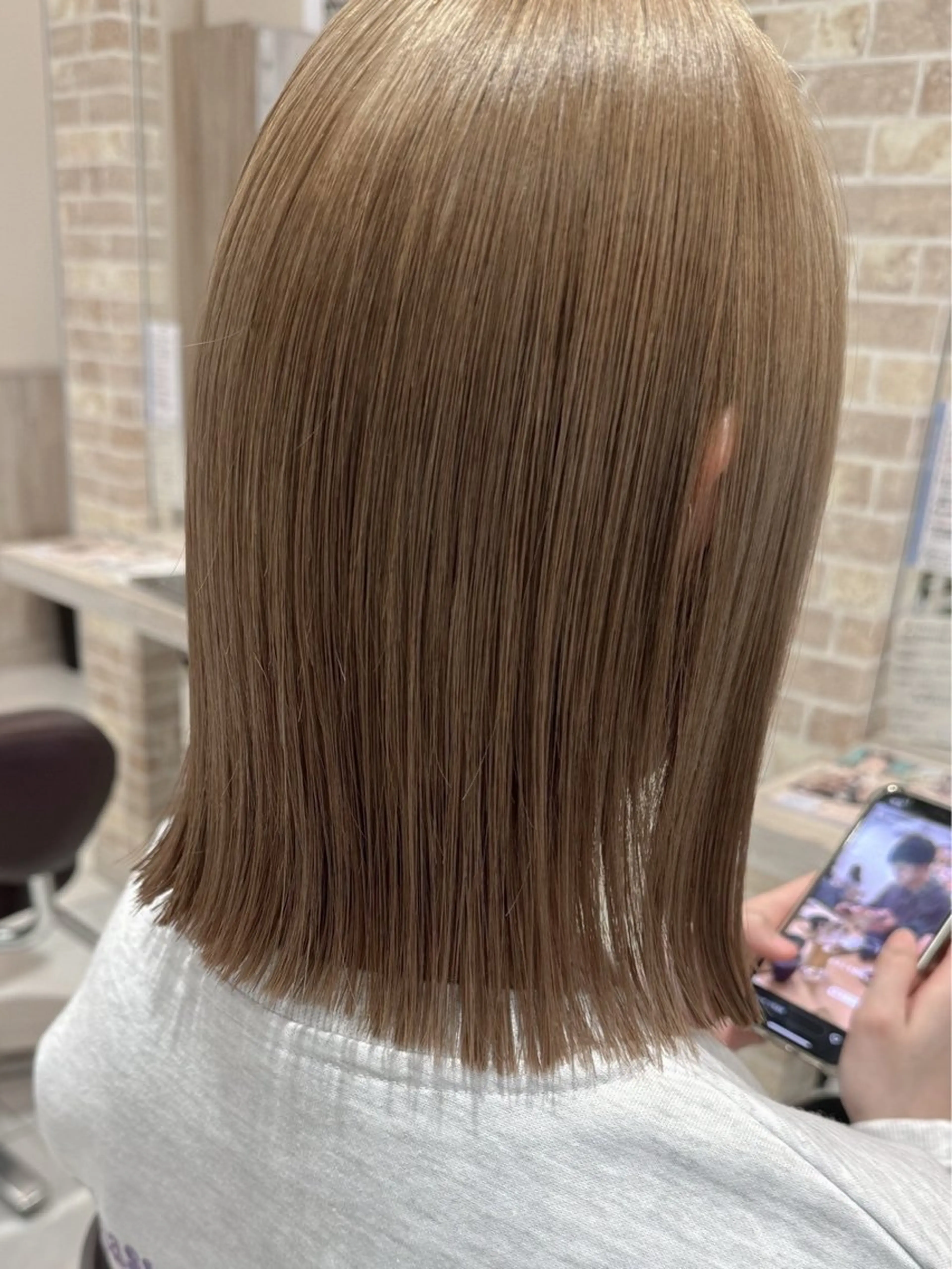 ミディアム カラー GRANDEUR やまだかなのヘアスタイル