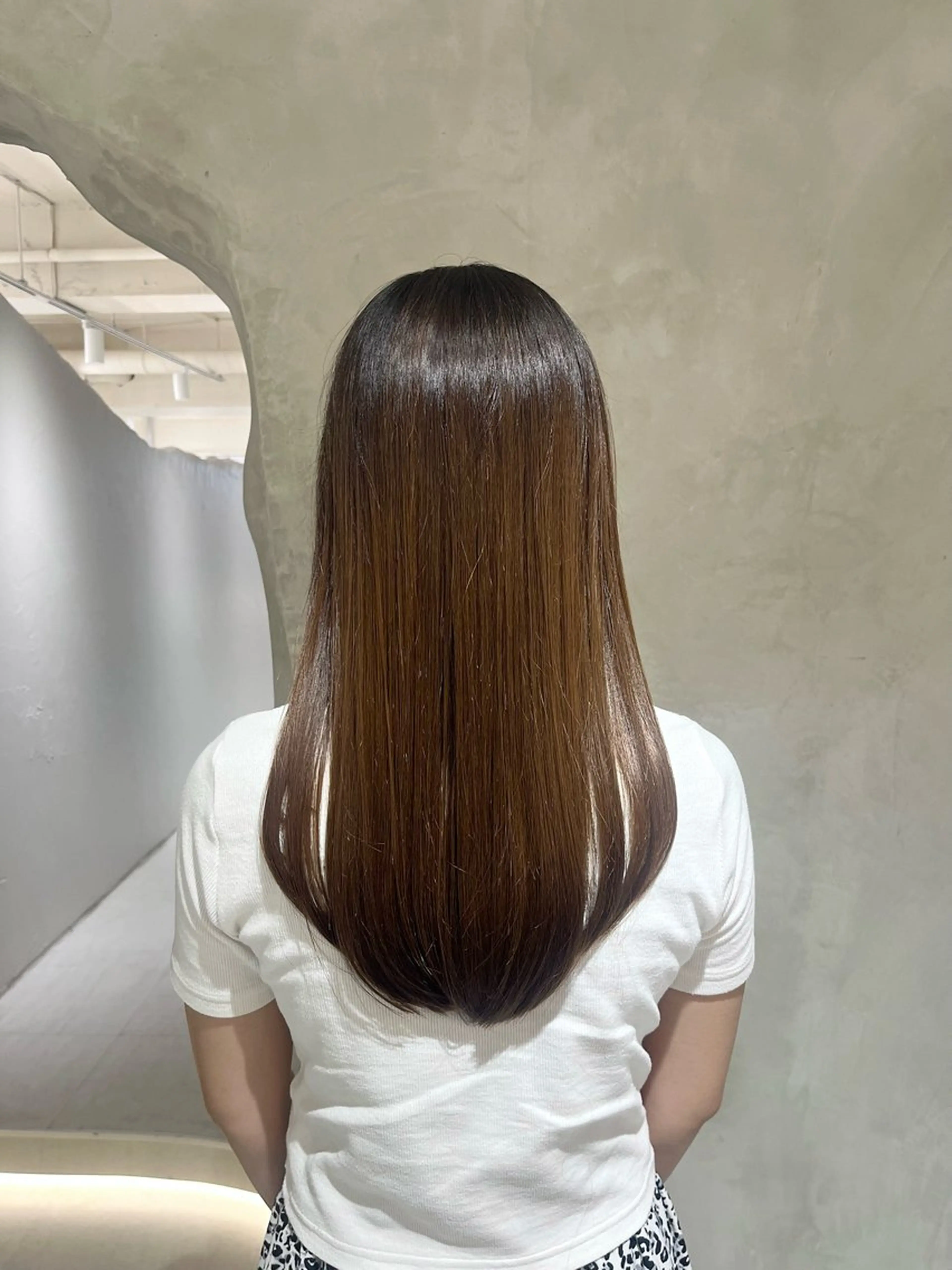 セミロング カラー 顔周りカット カット ヘアカラー トリートメント effect横浜所属・切りっぱなしボブ/ 艶カラー/綾莉のヘアスタイル