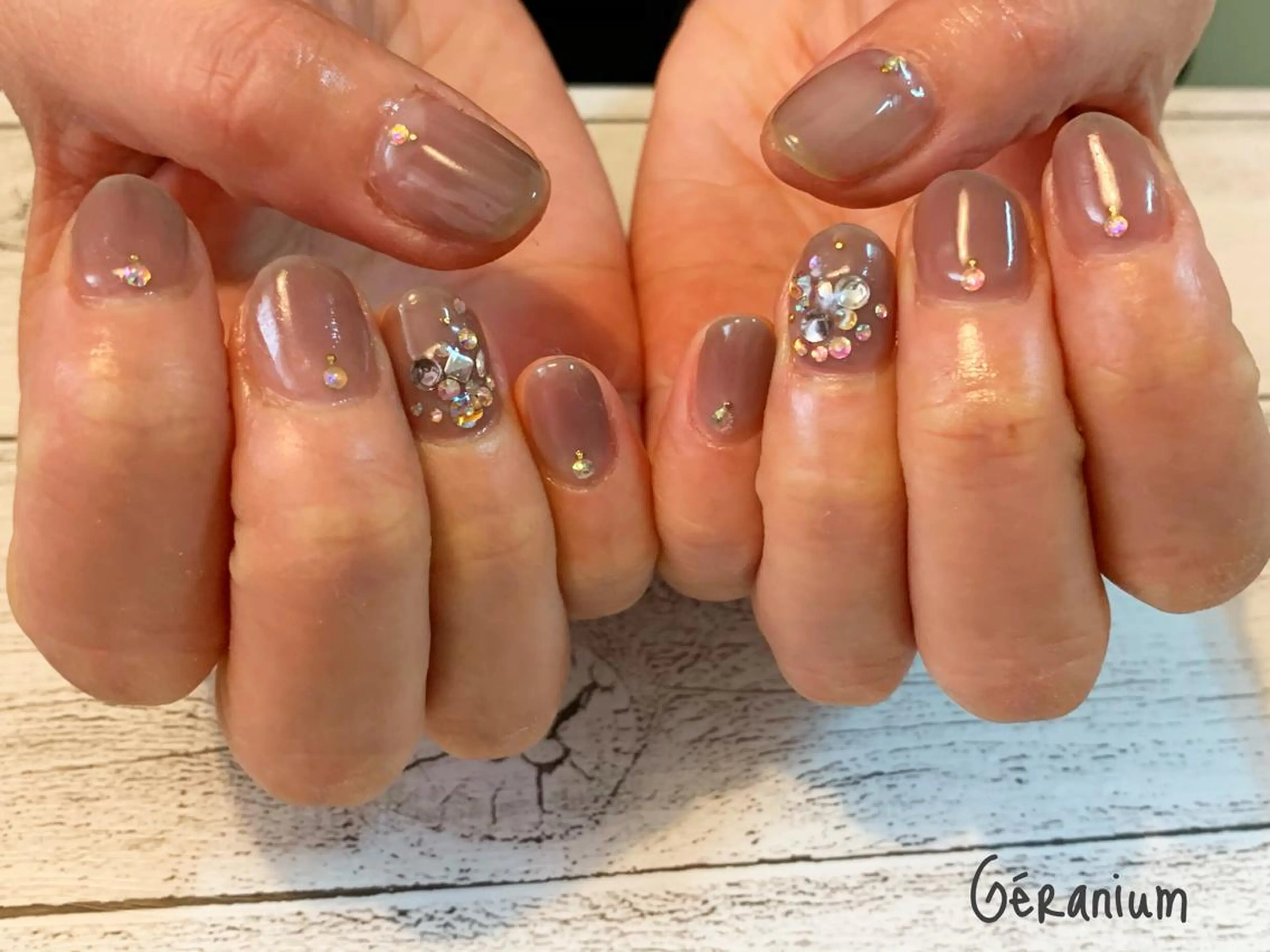 ネイル ハンドネイル フットネイル GéRanium Harukaのネイルデザイン