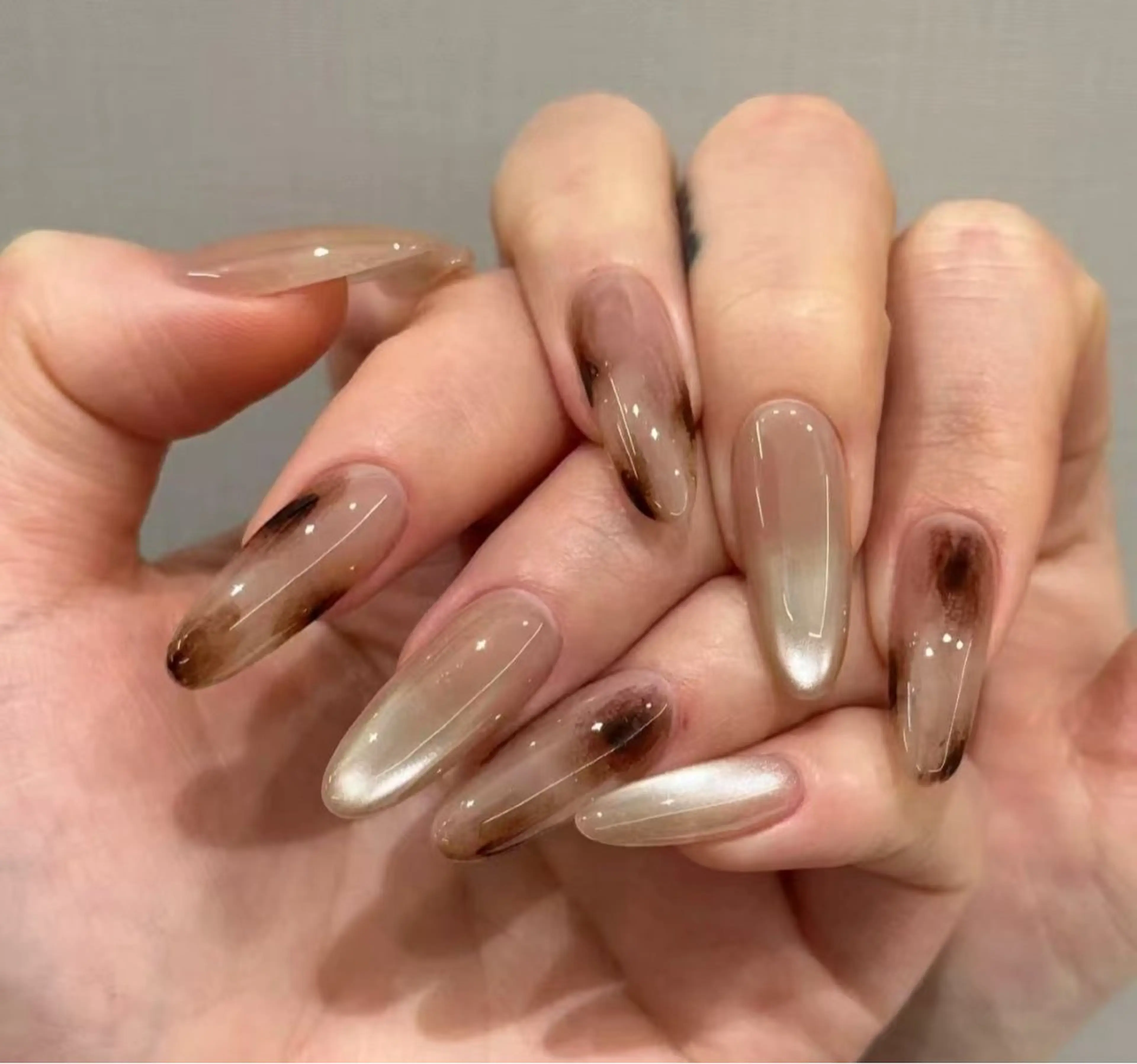 ネイル オーロラネイル フラワーネイル フットネイル フレンチネイル ジェルネイル ハンドネイル ハンドケア BabyYouMi nailのネイルデザイン