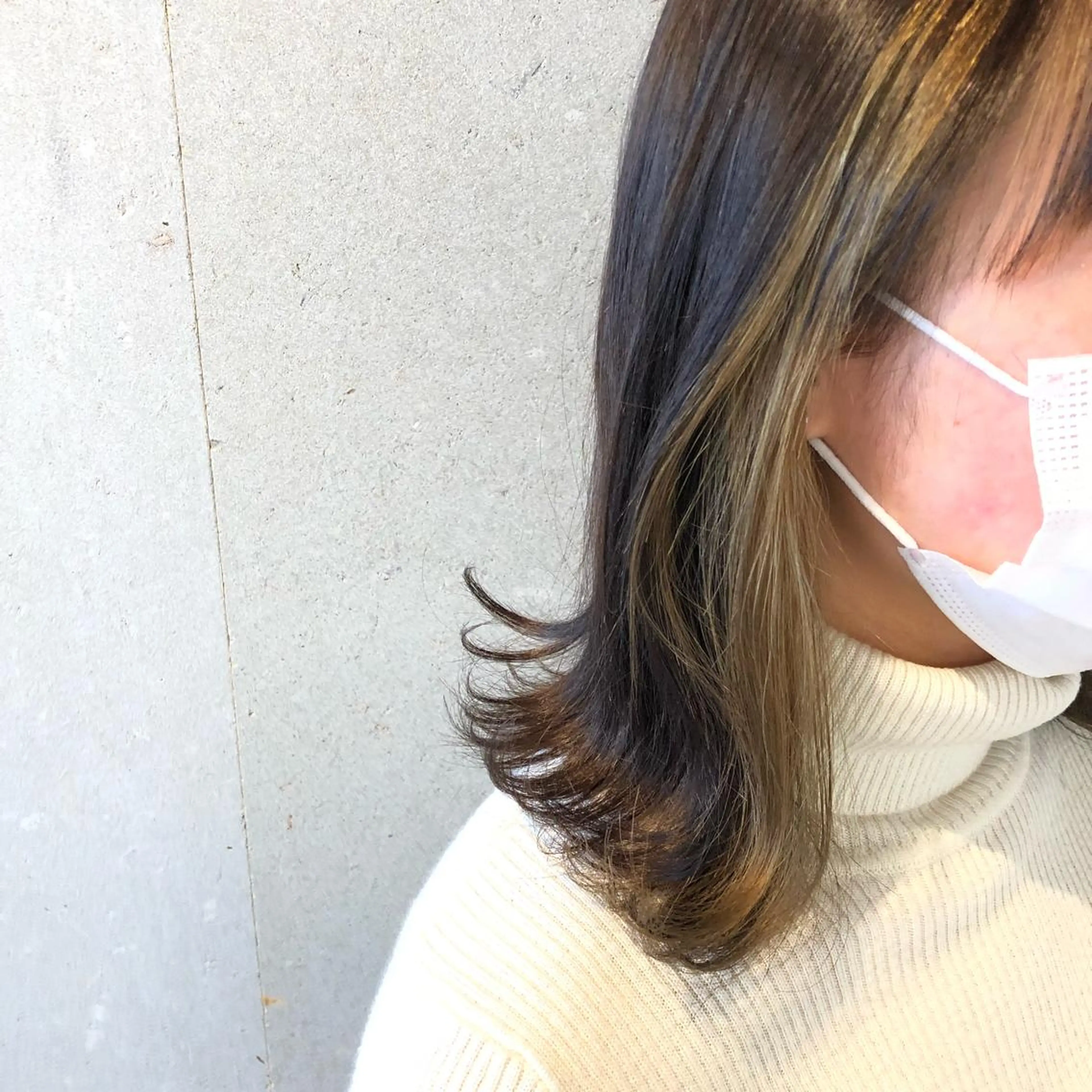 ミディアム カラー ヘアカラー トリートメント chiaki .のヘアスタイル