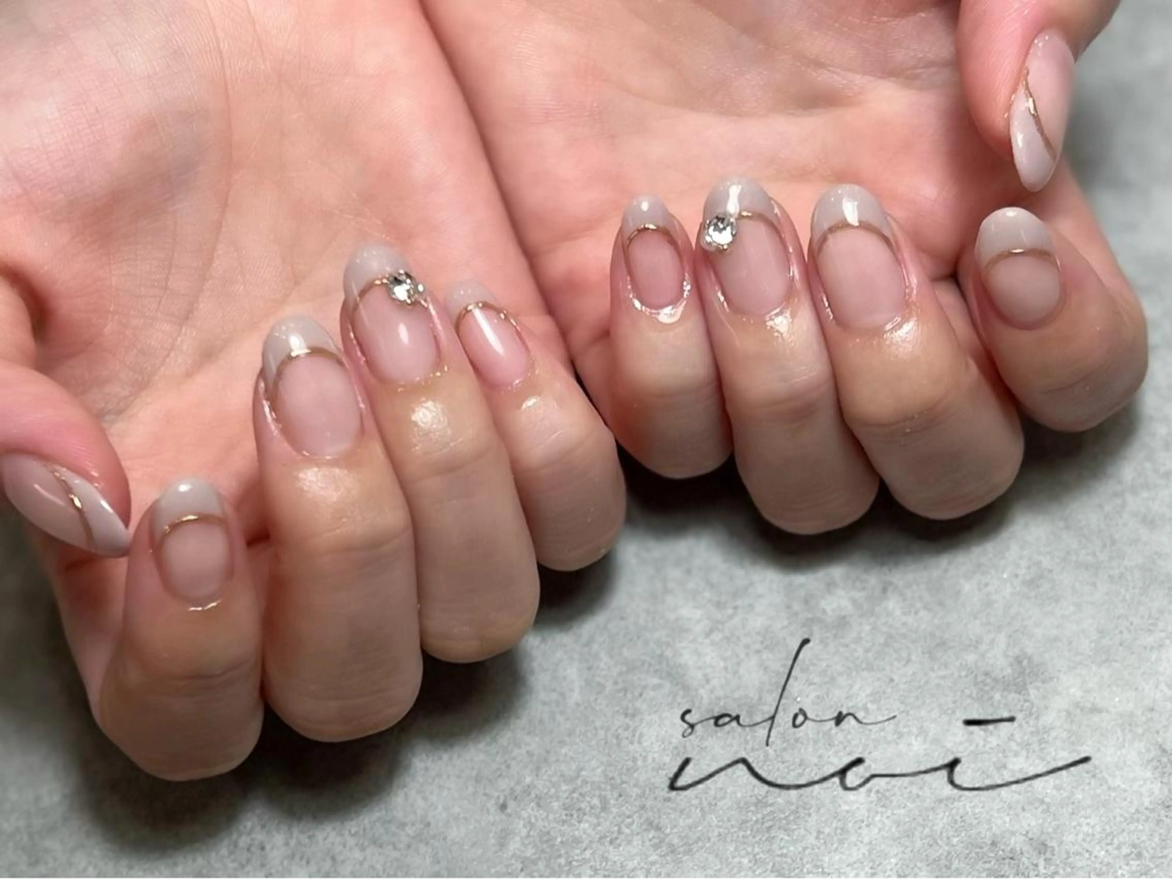ネイル フレンチネイル ミラーネイル salon noi所属・salon noiのネイルデザイン