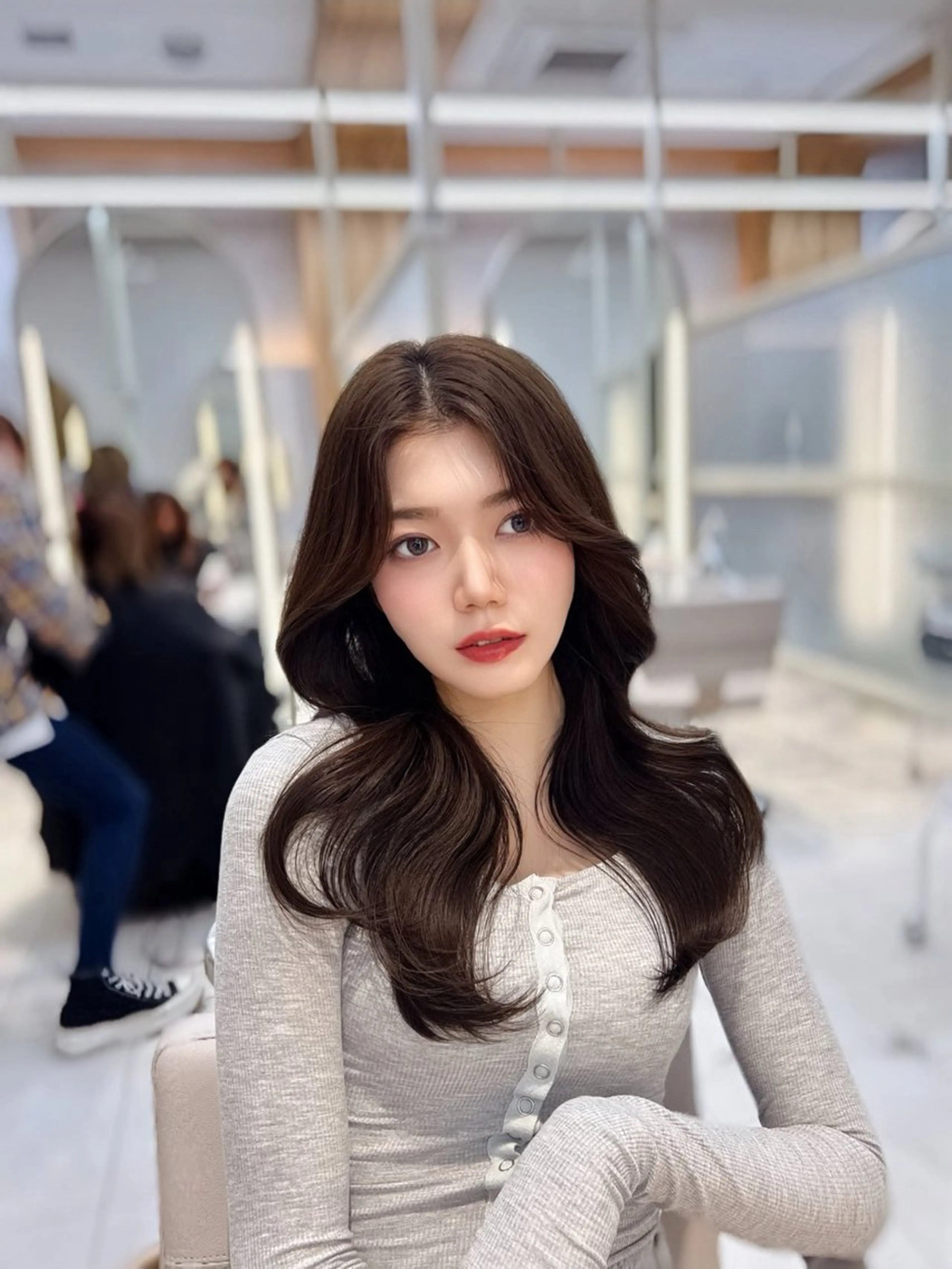 ロング カット ヘアカラー トリートメント レイヤーカット/ 顔まわり/アオイのヘアスタイル