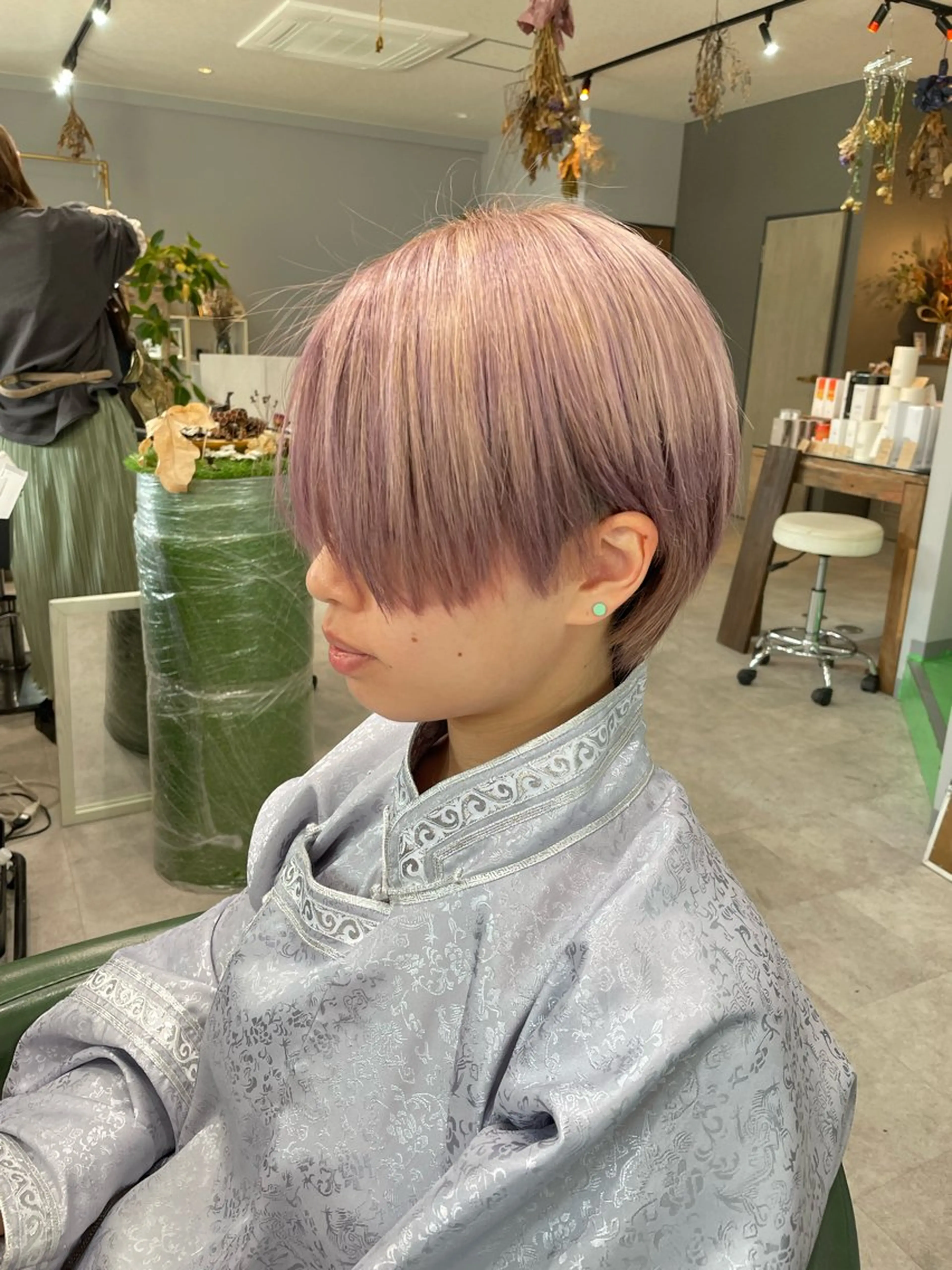 ショート カラー ヘアカラー Urio所属・今雪 聡美のヘアスタイル