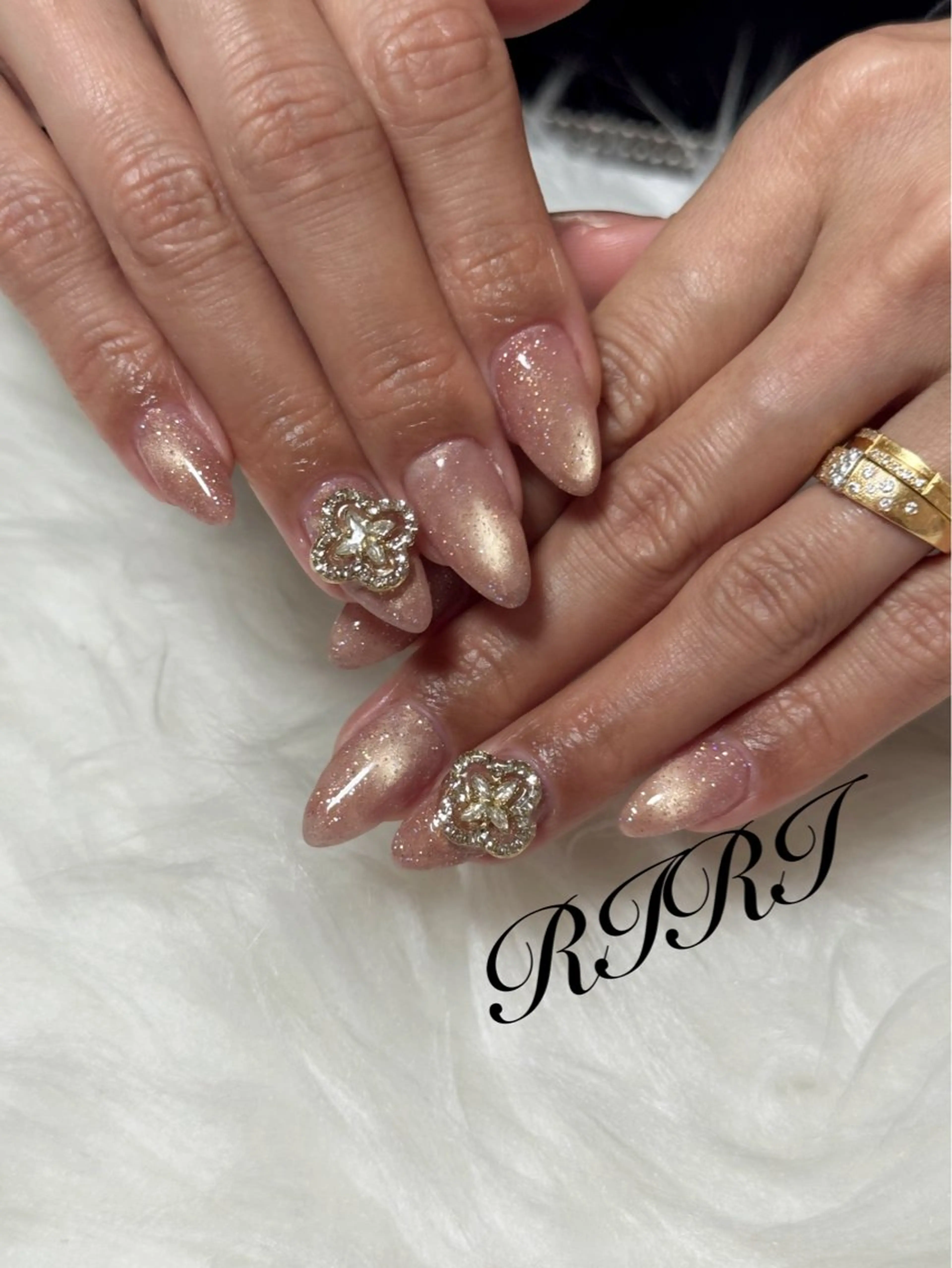 ネイル ハンドネイル riri オーナーのネイルデザイン