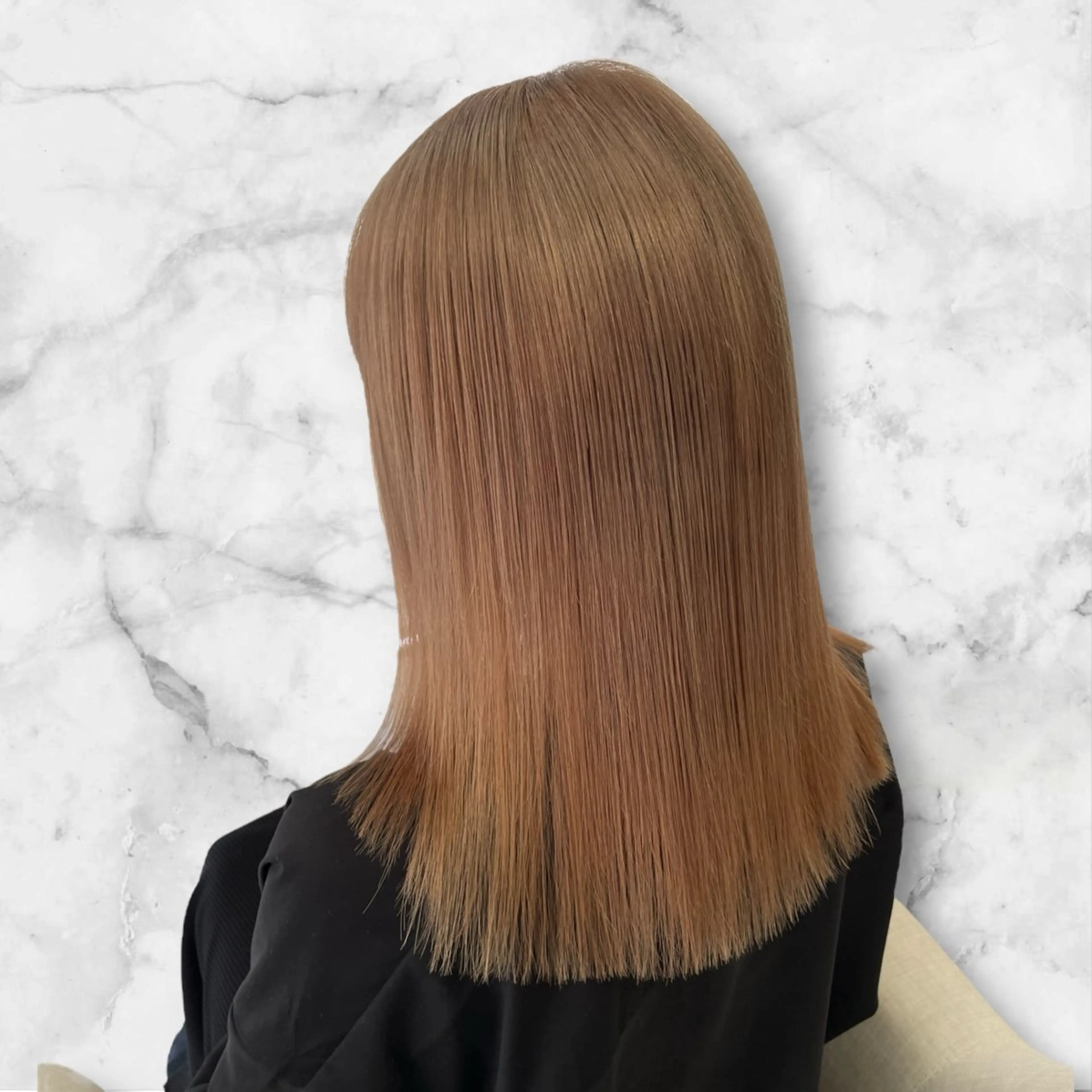 ロング カラー ベージュカラー ブリーチ ヘアカラー セルバ所属・HIRORO ブリーチ/ハイトーンのヘアスタイル